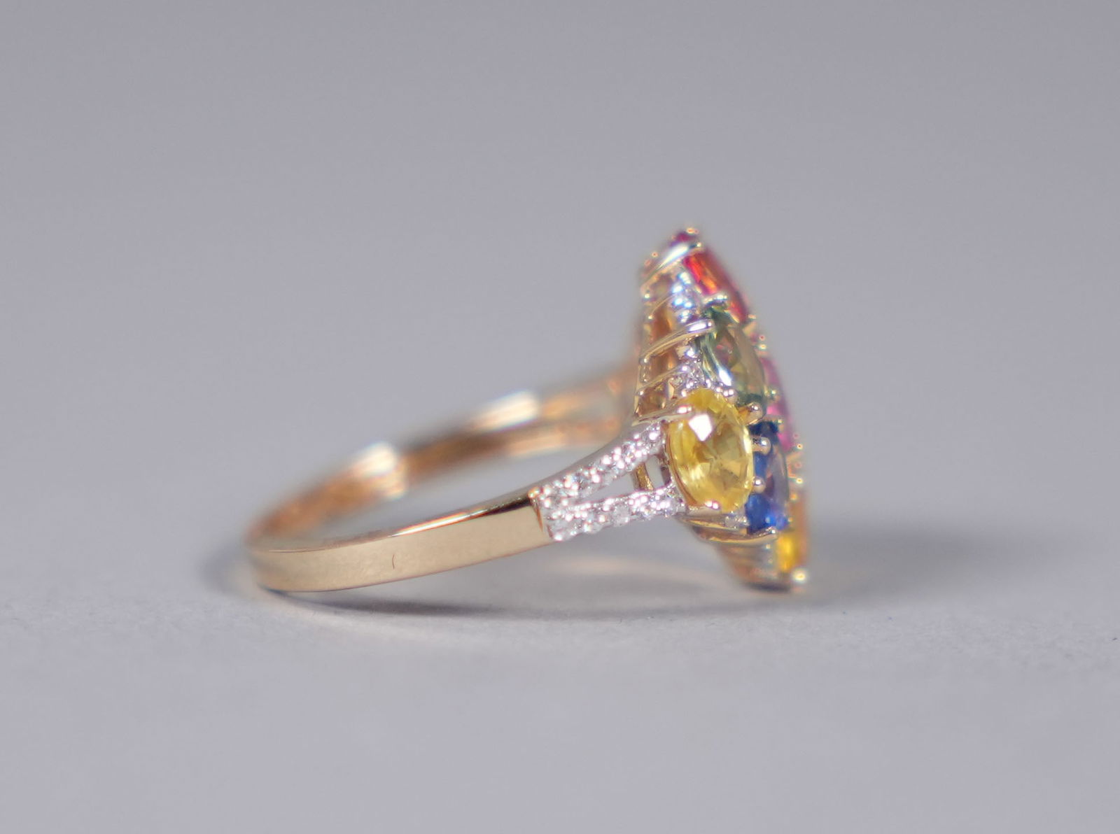 14 kt y/g sapphire ring - 3