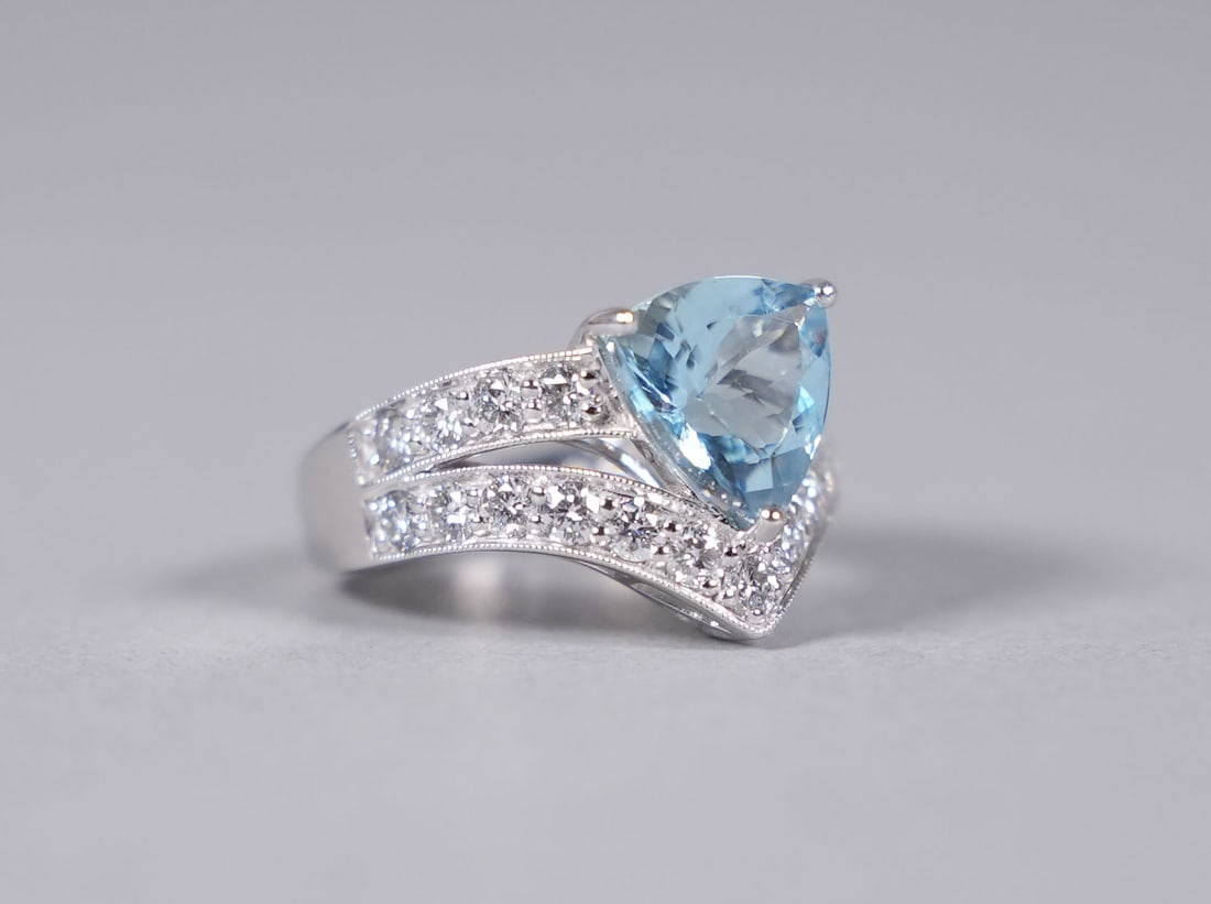 Platinum aquamarine diamond ring GIA (1 of 10)