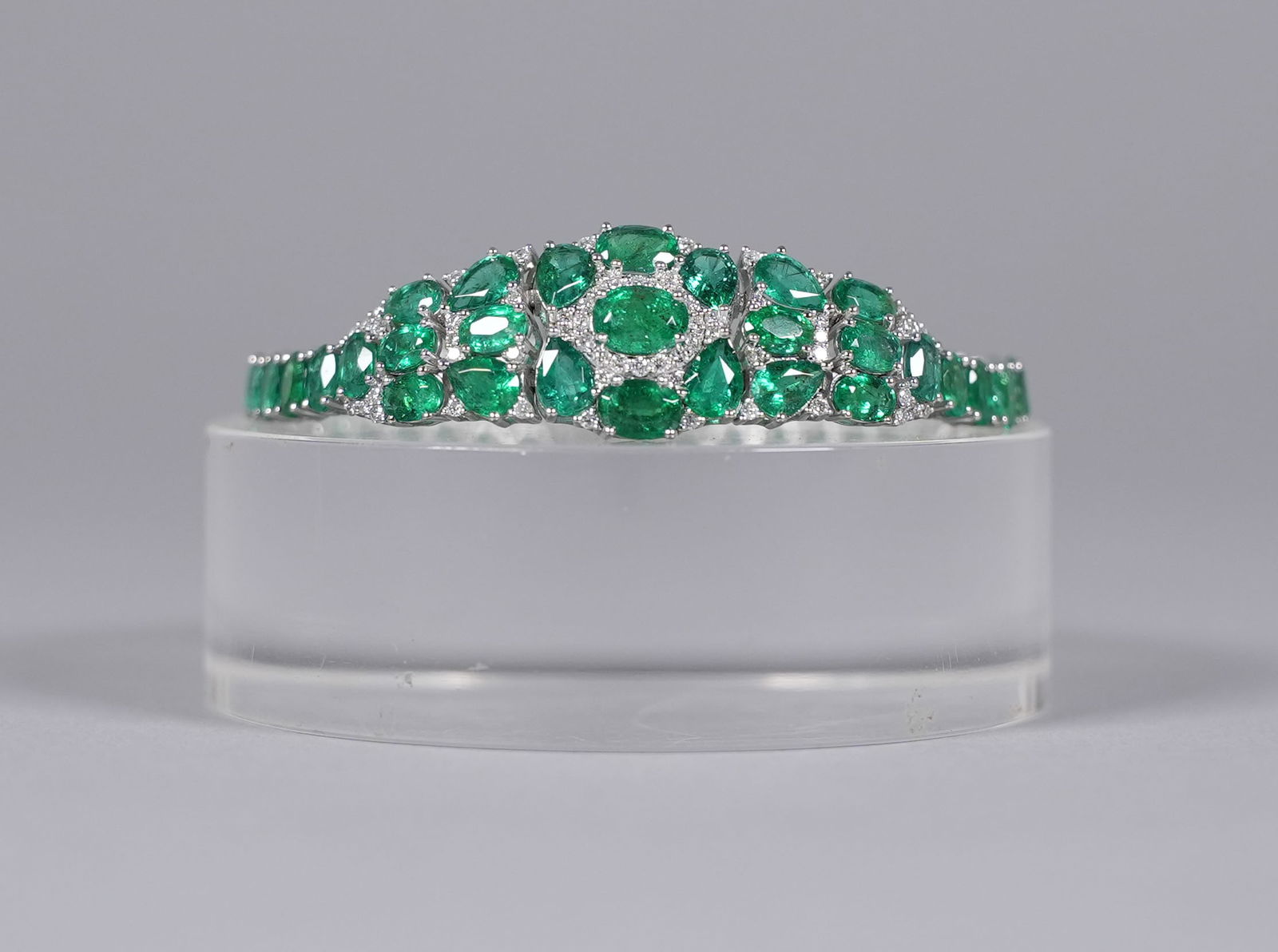 Platinum natural emerald diamond bracelet (1 of 11)