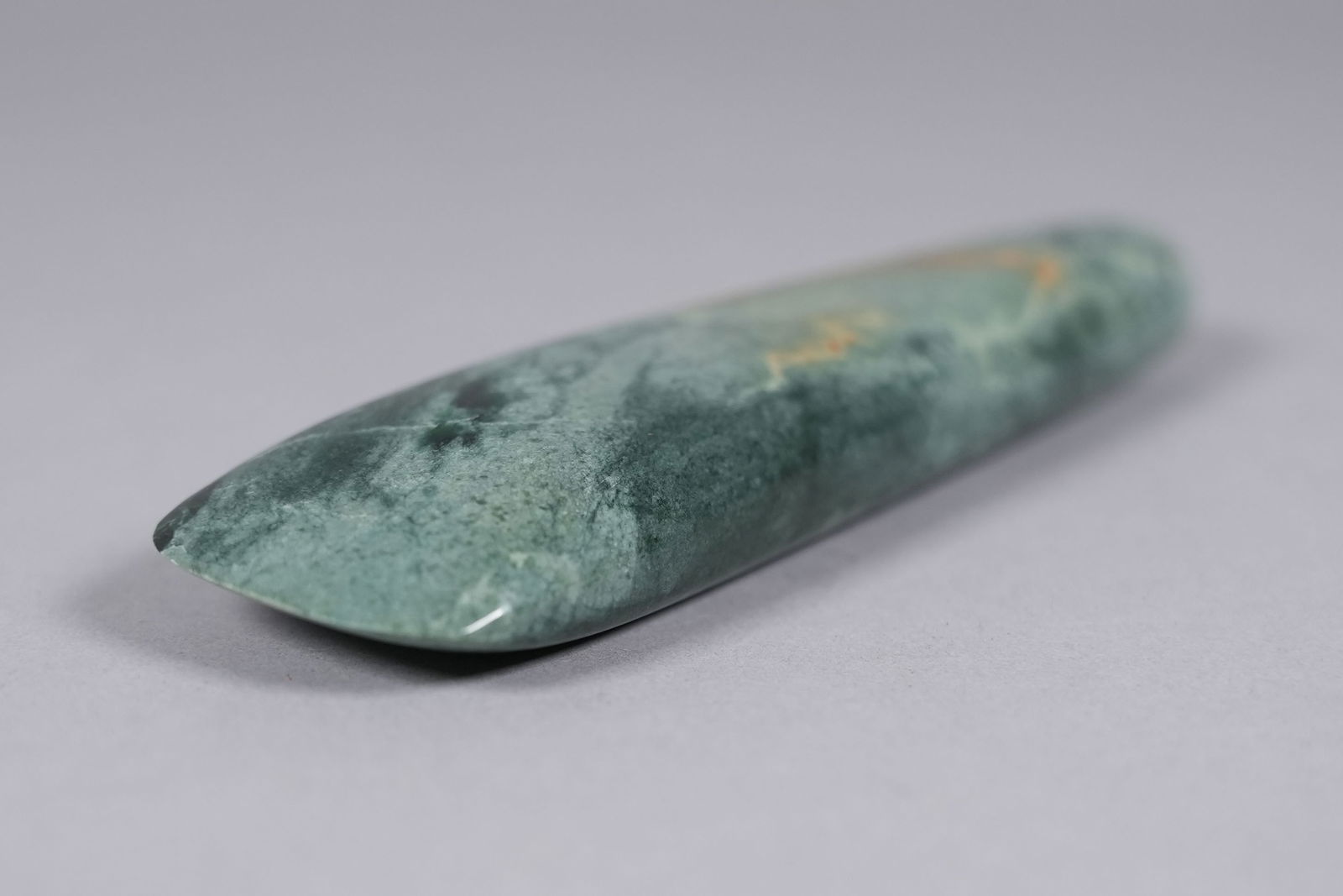 Important Olmec jade celt - 6