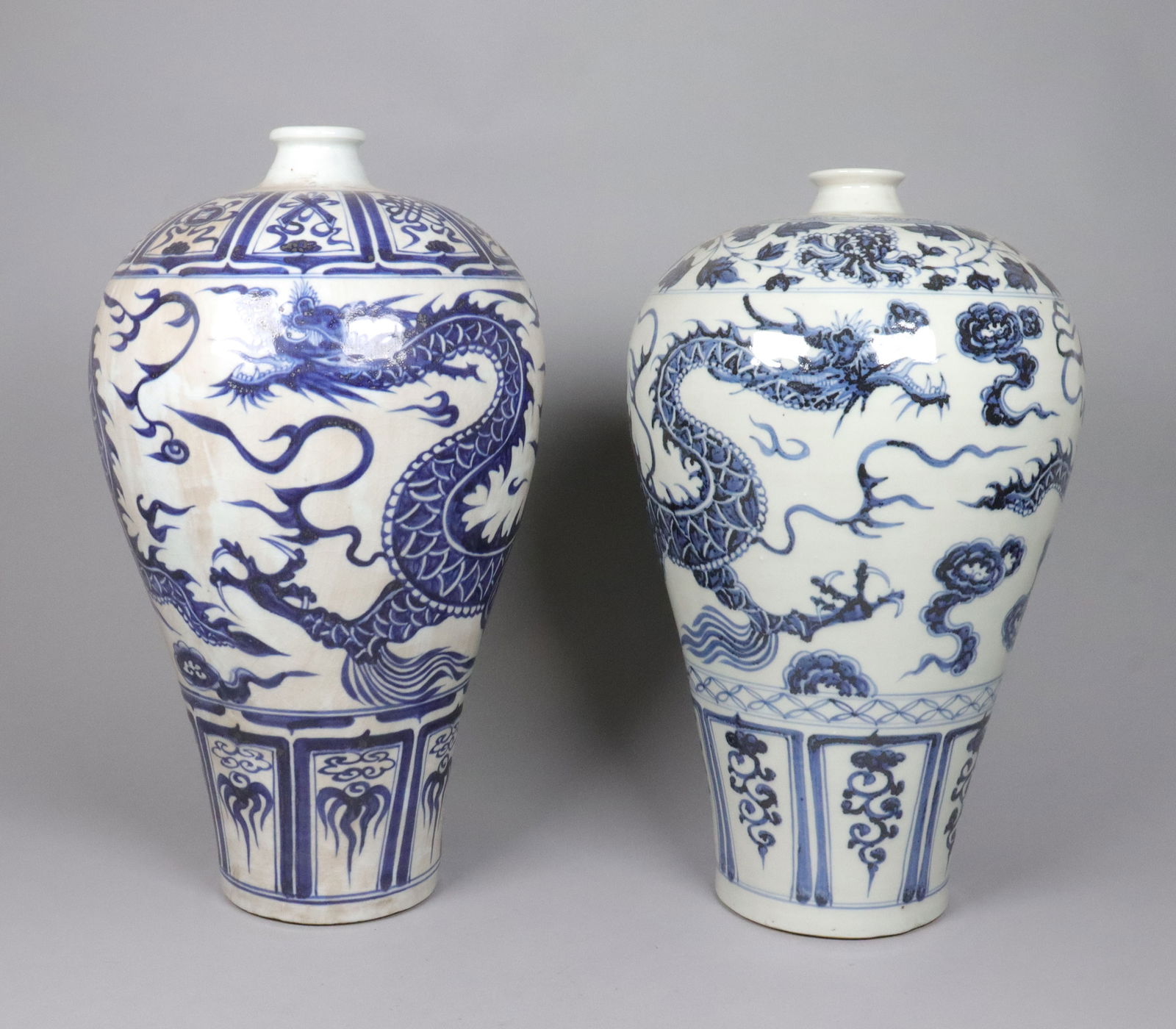 2 Chinese fine b/w vase (1 of 7)