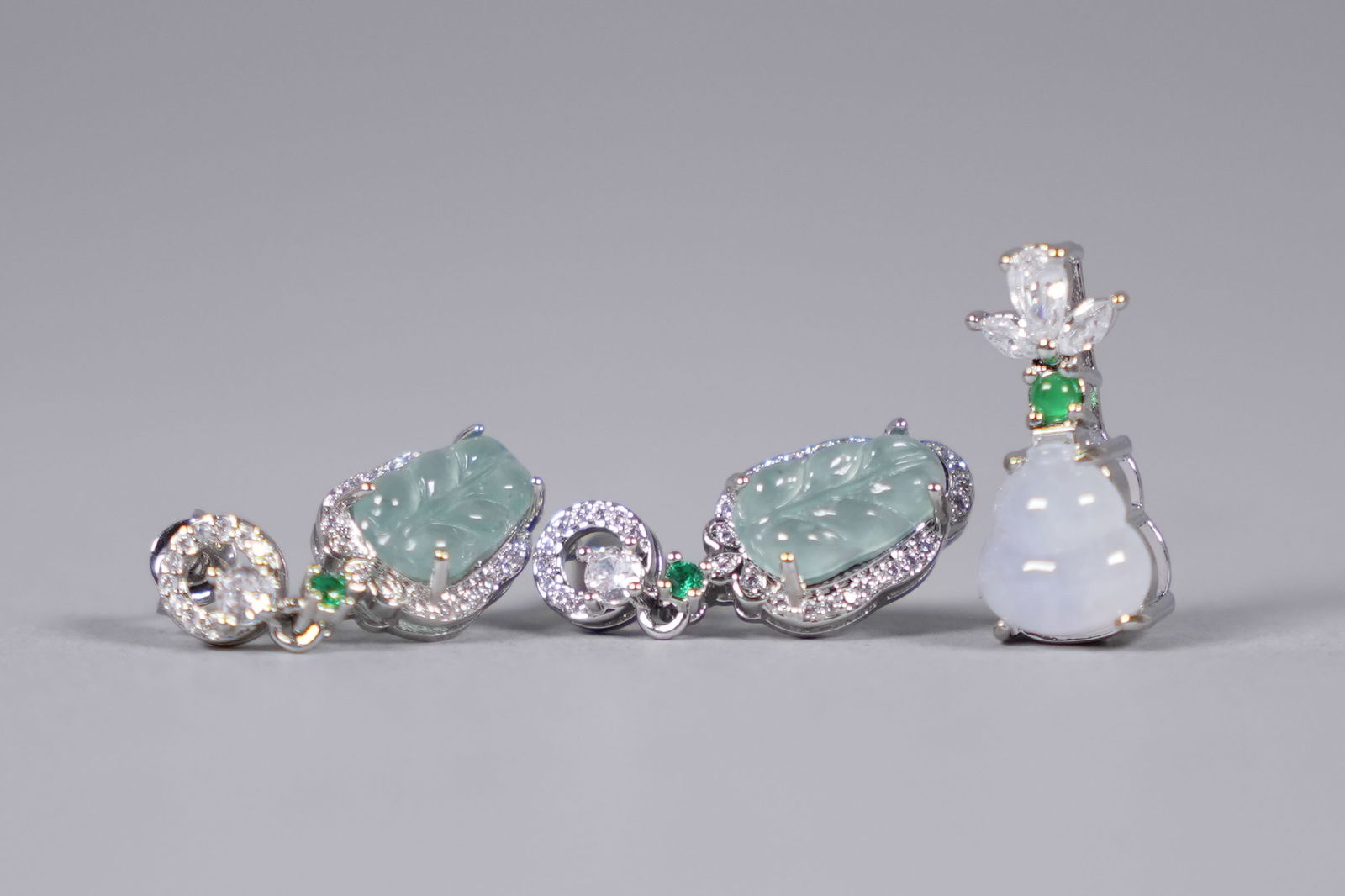 Chinese sterling natural jadeite items (1 of 7)