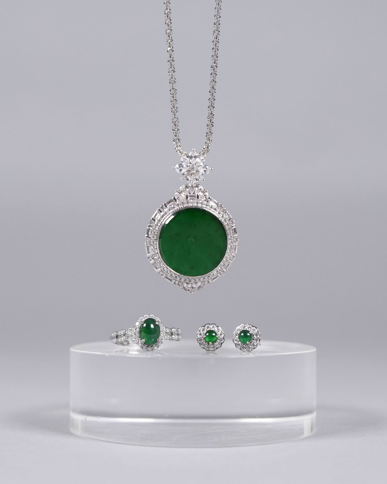 Lots Chinese sterling natural jadeite items (1 of 9)