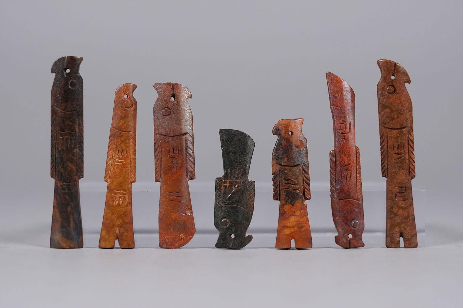 Lots Chinese carved items: Lots Chinese carvings.