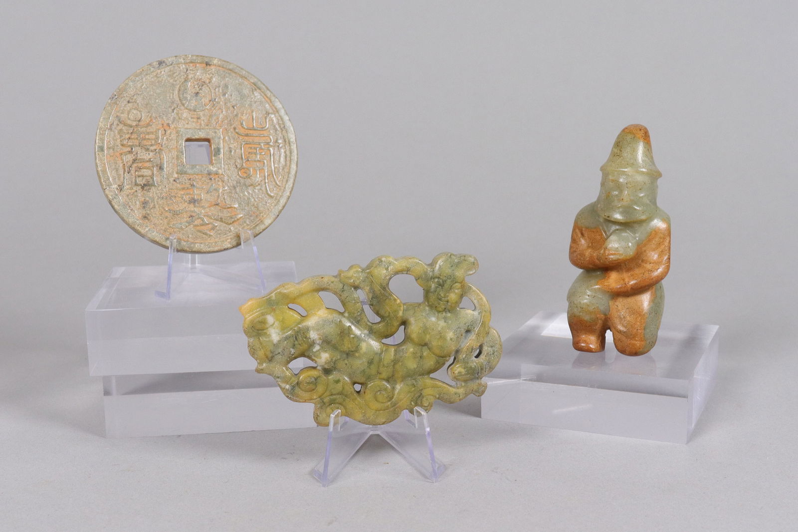 Lots Chinese fine carvings (1 of 8)