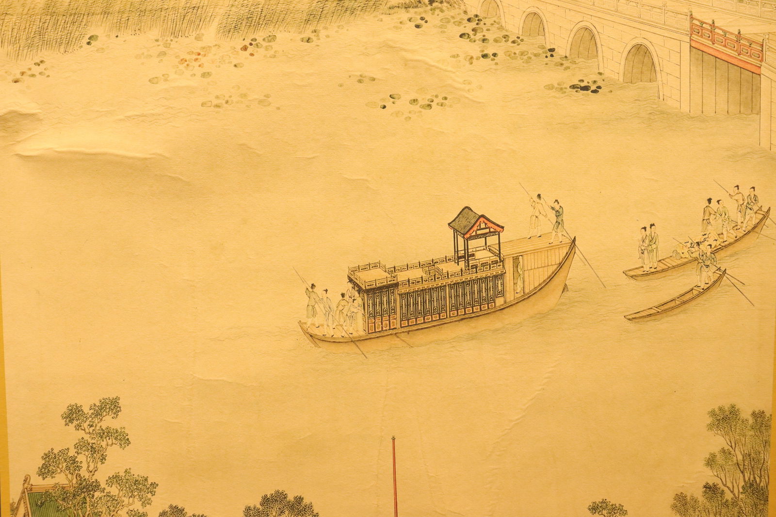 Chinese long scroll with box - 2