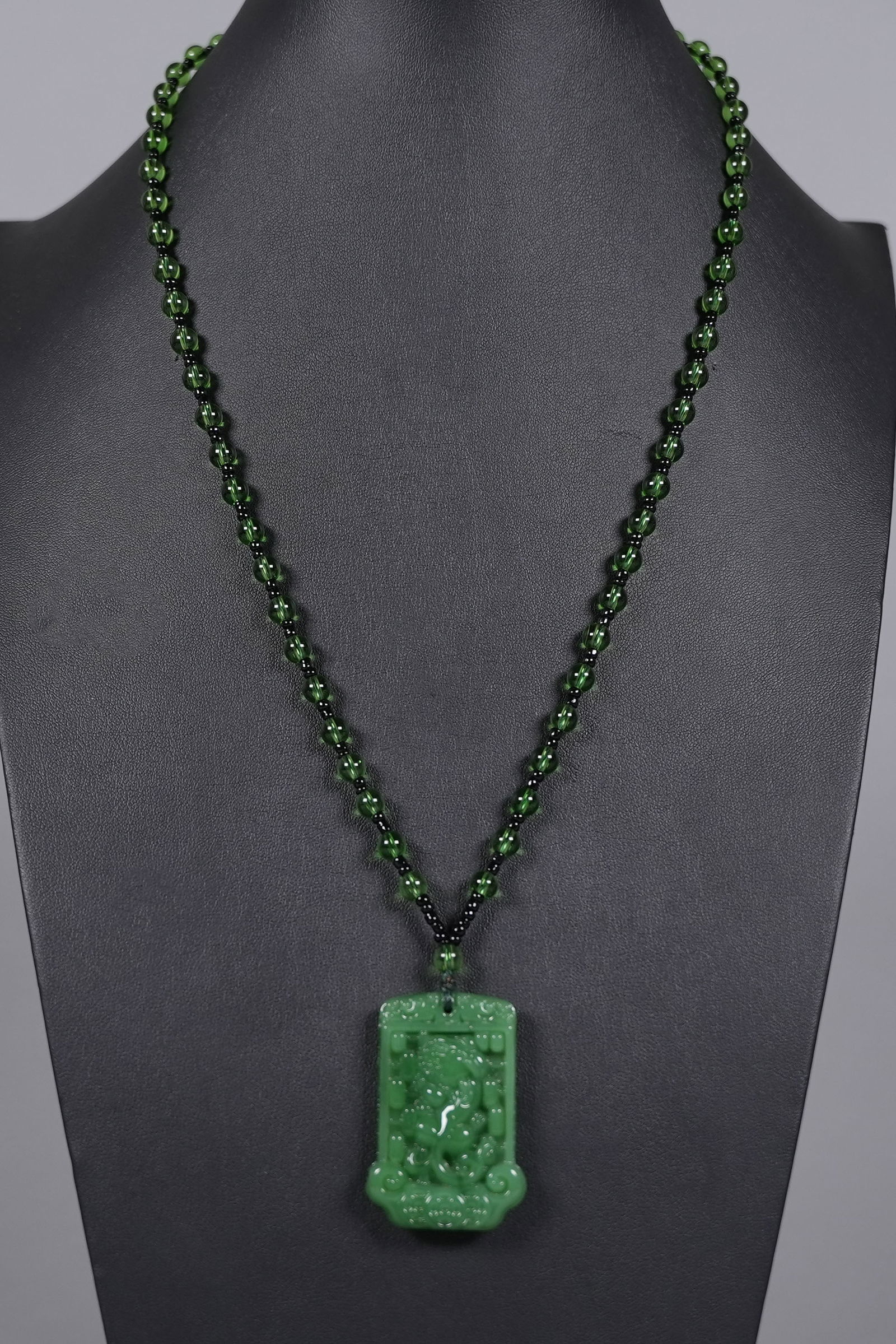 Lots items ungraded - 5