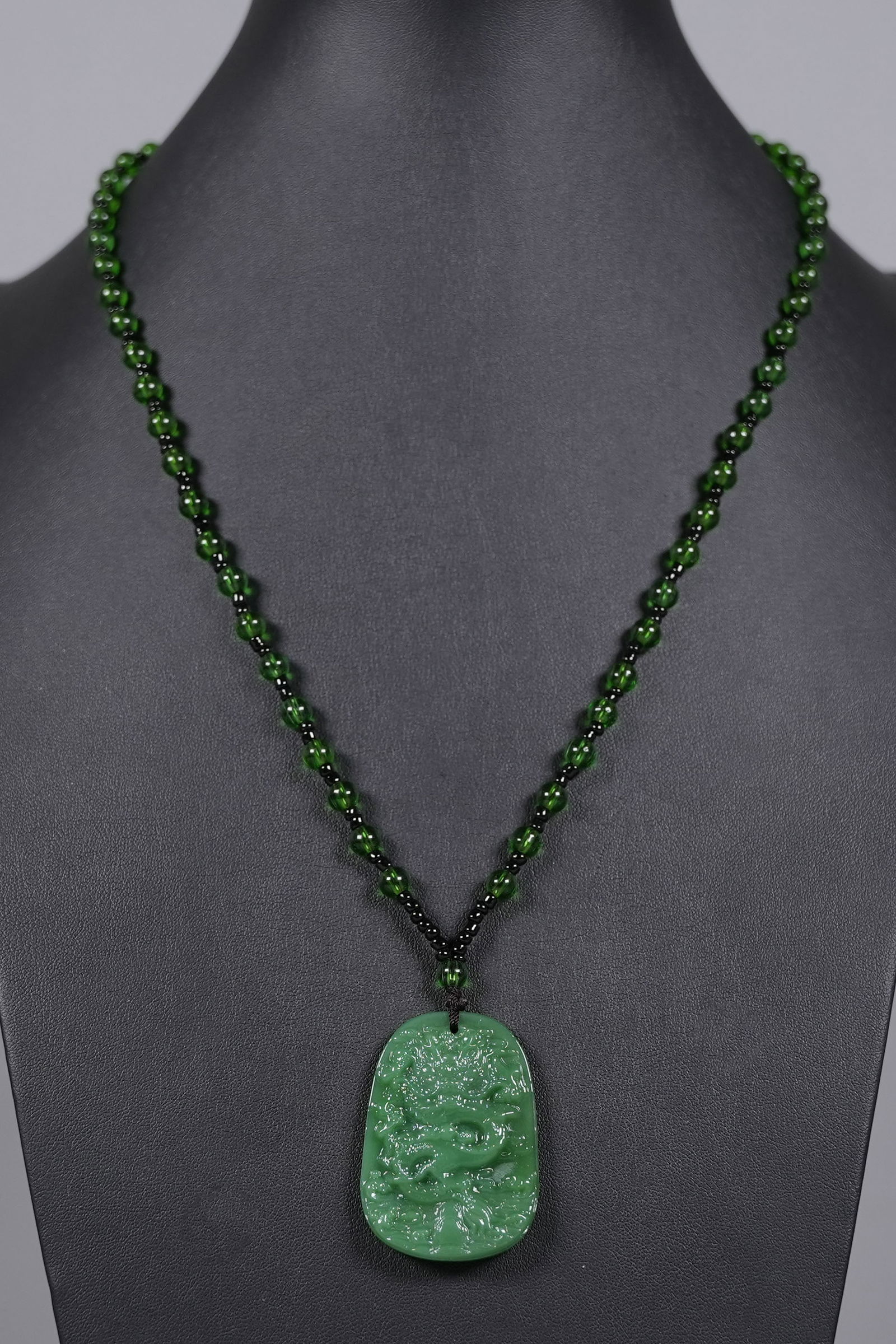 Lots items ungraded - 6