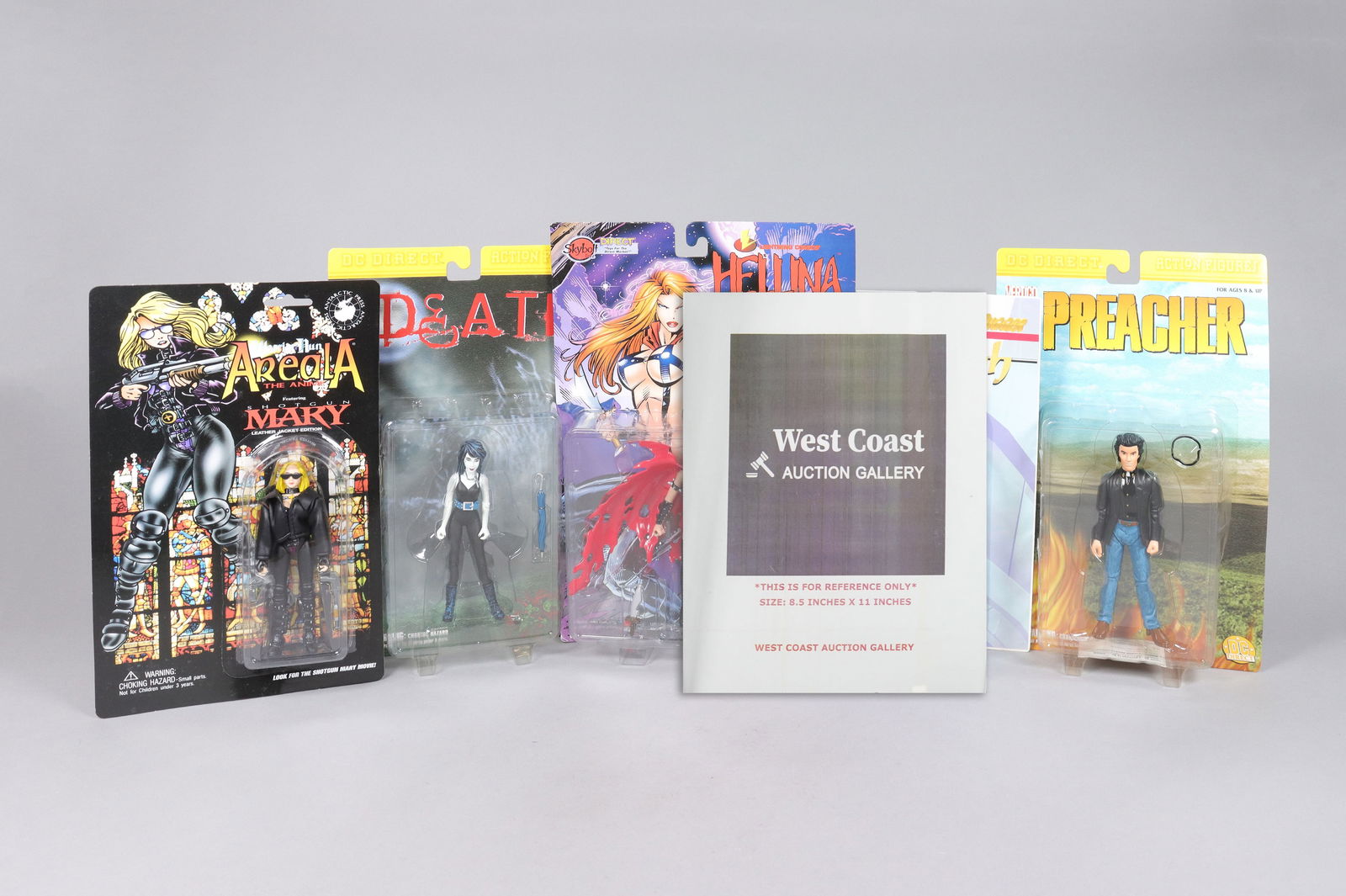 Lots toy figures in box - 2