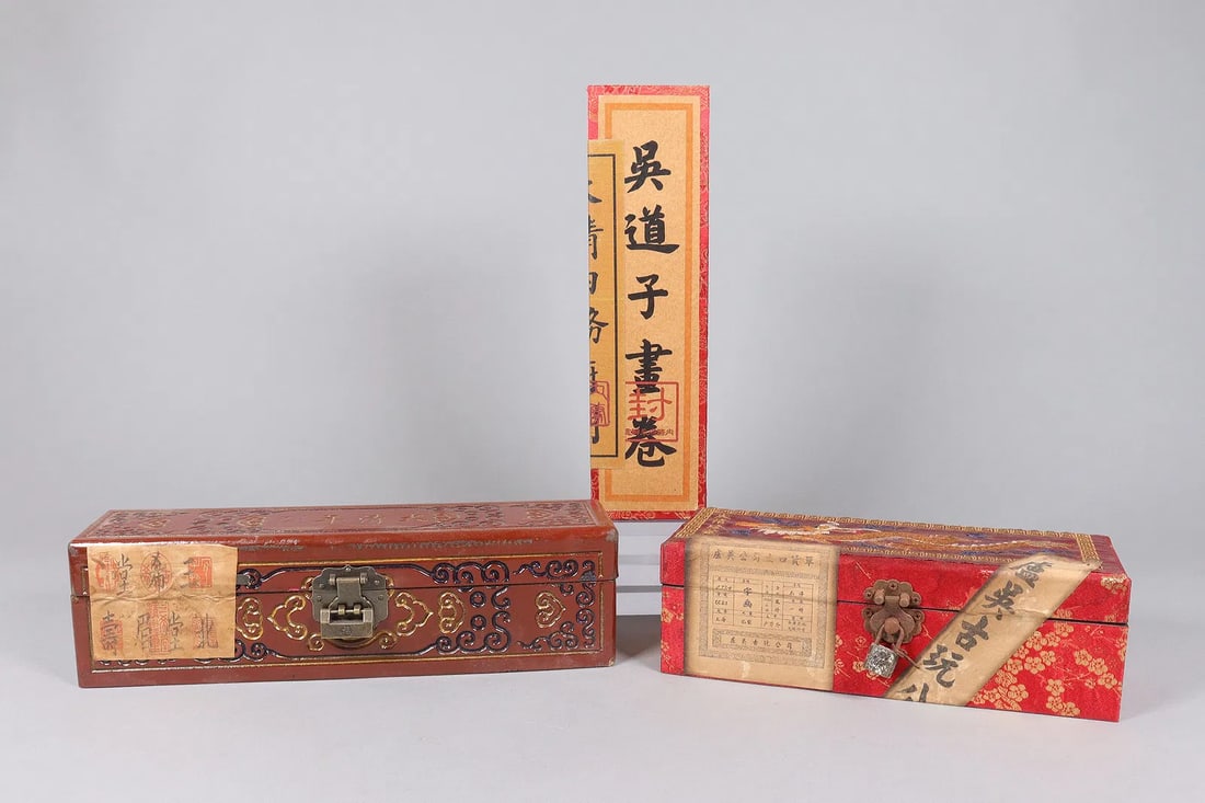 Lots Chinese art scrolls (1 of 5)