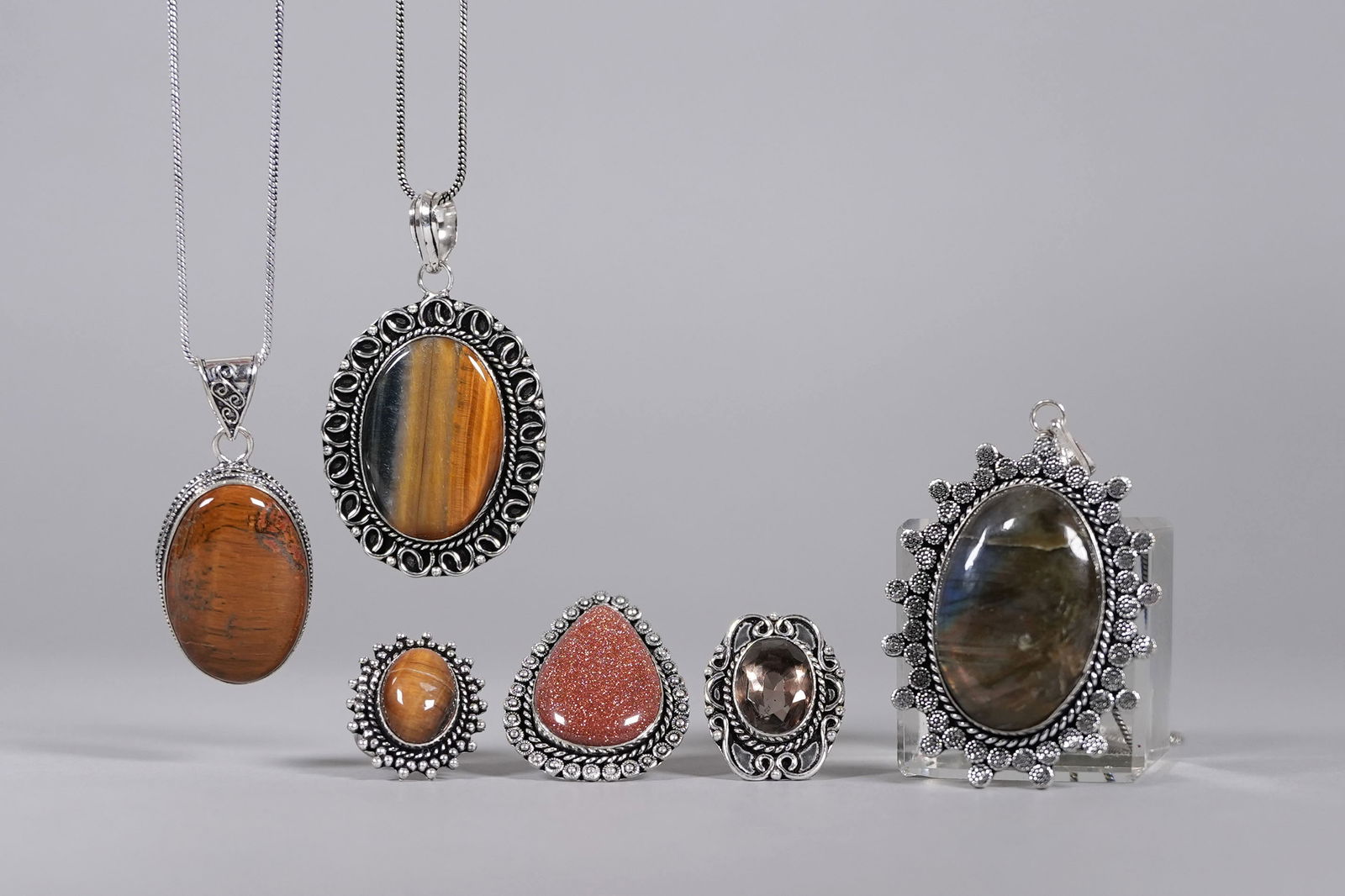 Lots German silver jewelry: Lots German silver jewelry.