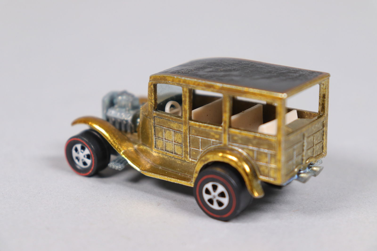 A vintage Hot Wheels - 6