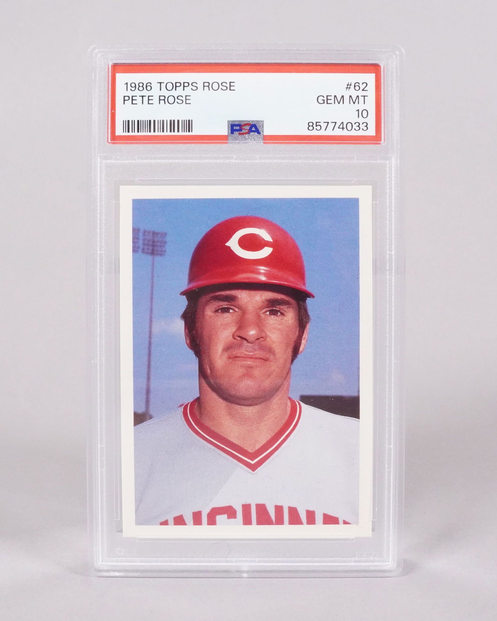 1986 Topps Pete Rose card PSA 10: 1986 Topps Pete Rose PSA 10 card.