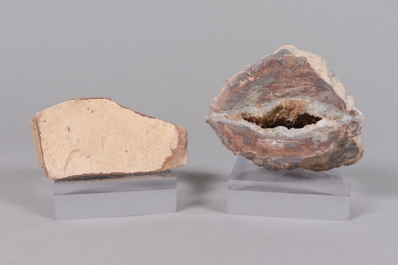 Lots fine cut geodes boulder: Lots fine cut geodes boulder.