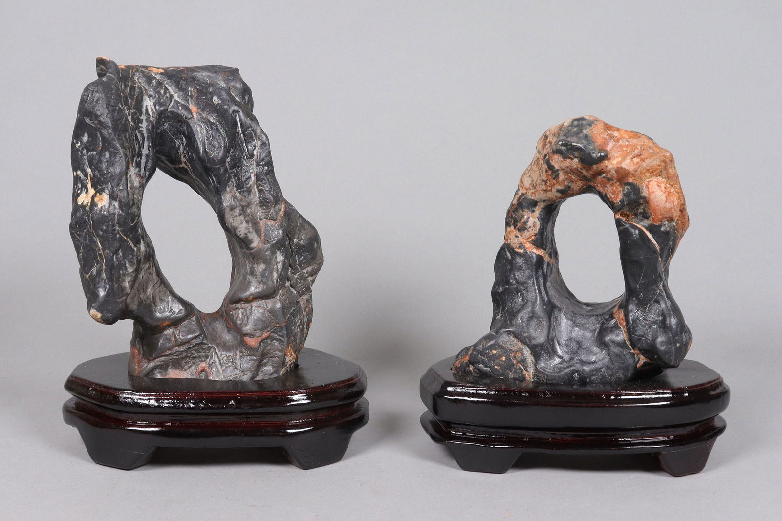 Lots Chinese scholar stones: Lots Chinese scholar stones, with wooden stand. Heaviest 3.0 lb.