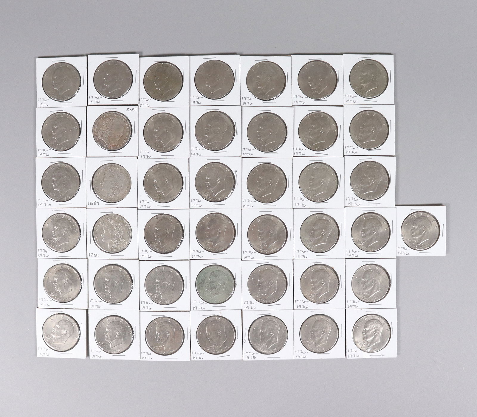 Lots ungraded coins: Lots ungraded coins, we do not guarantee any grading, material, age, letters, description, carvings, engravings. All sales are final, no return. Please contact us if you have any question before
