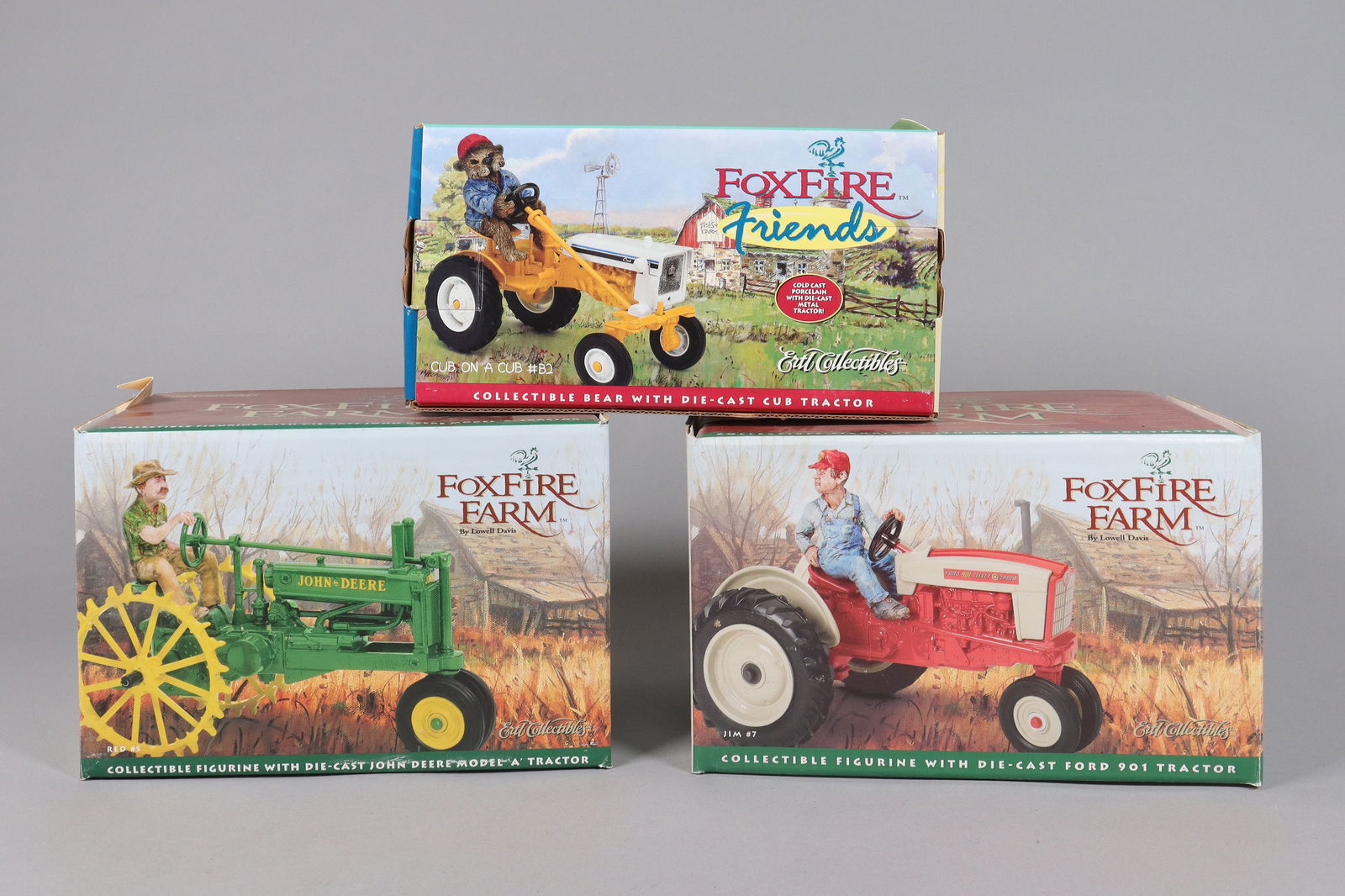 Lots vintage farm truck toy: Lots vintage farm truck toy, with original box.