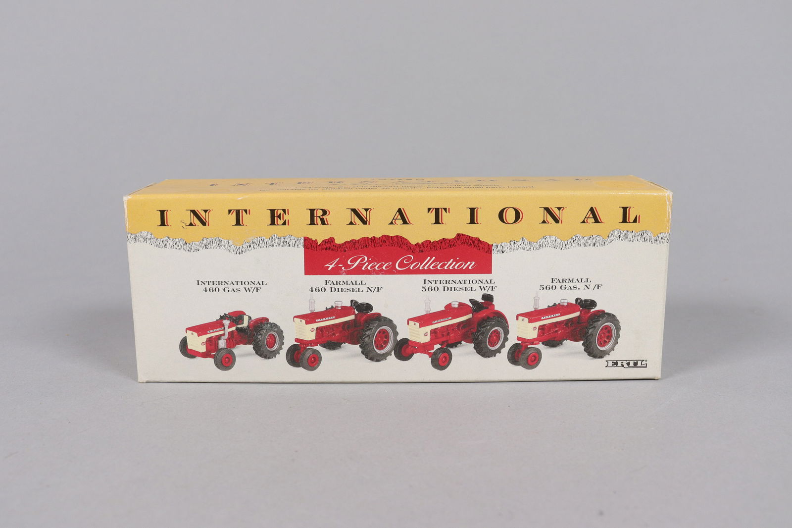 Lots car toy figures - 4