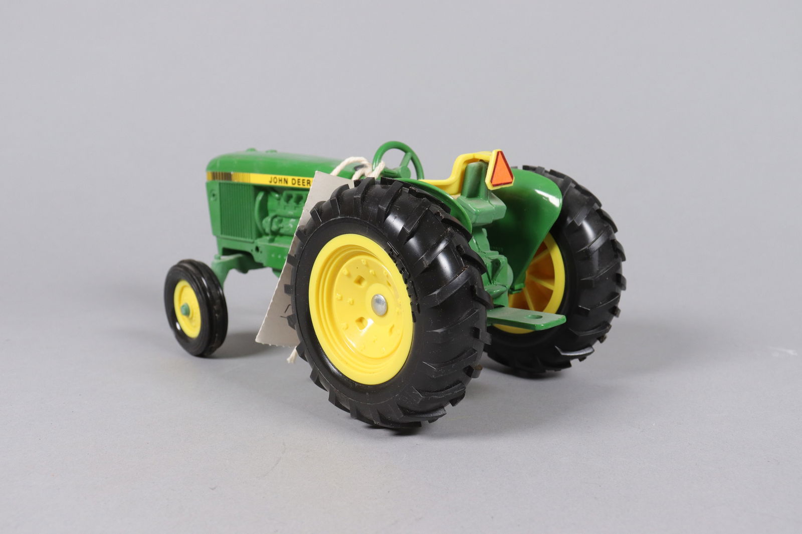 Lots car toy figures - 5