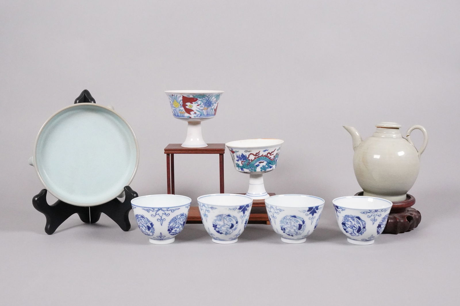 Lots Chinese porcelains: Lots Chinese porcelains. Largest H: 4.7" x W: 4.5."