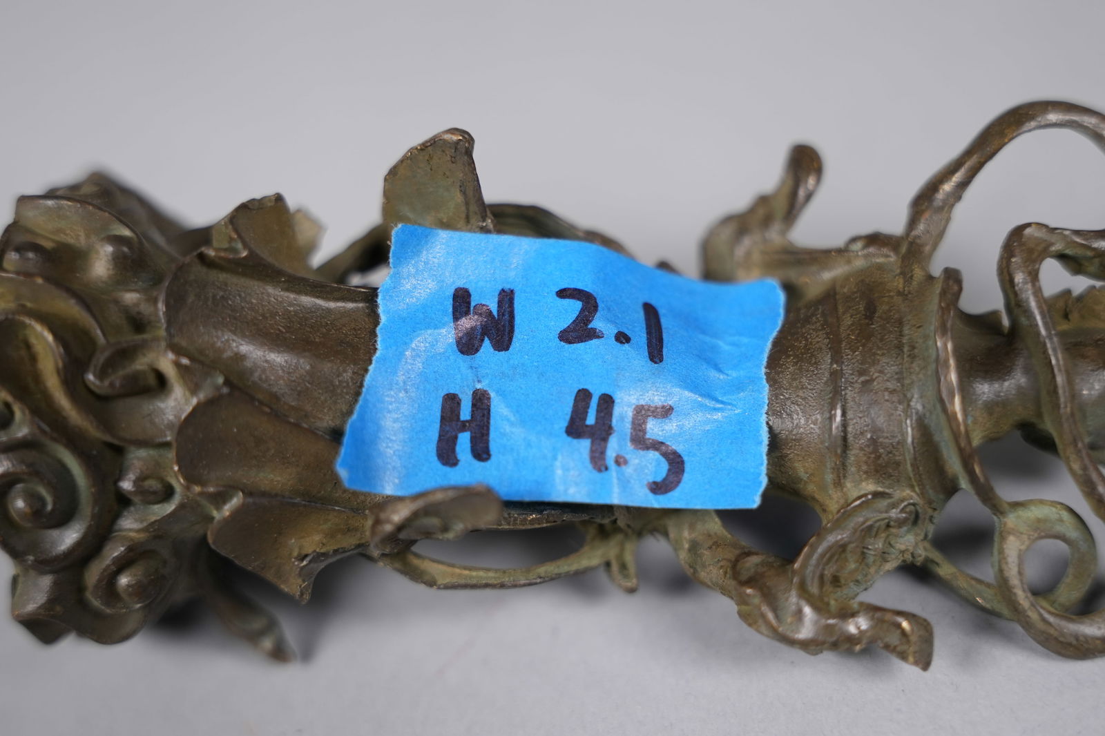 Lots Chinese metallic items - 7