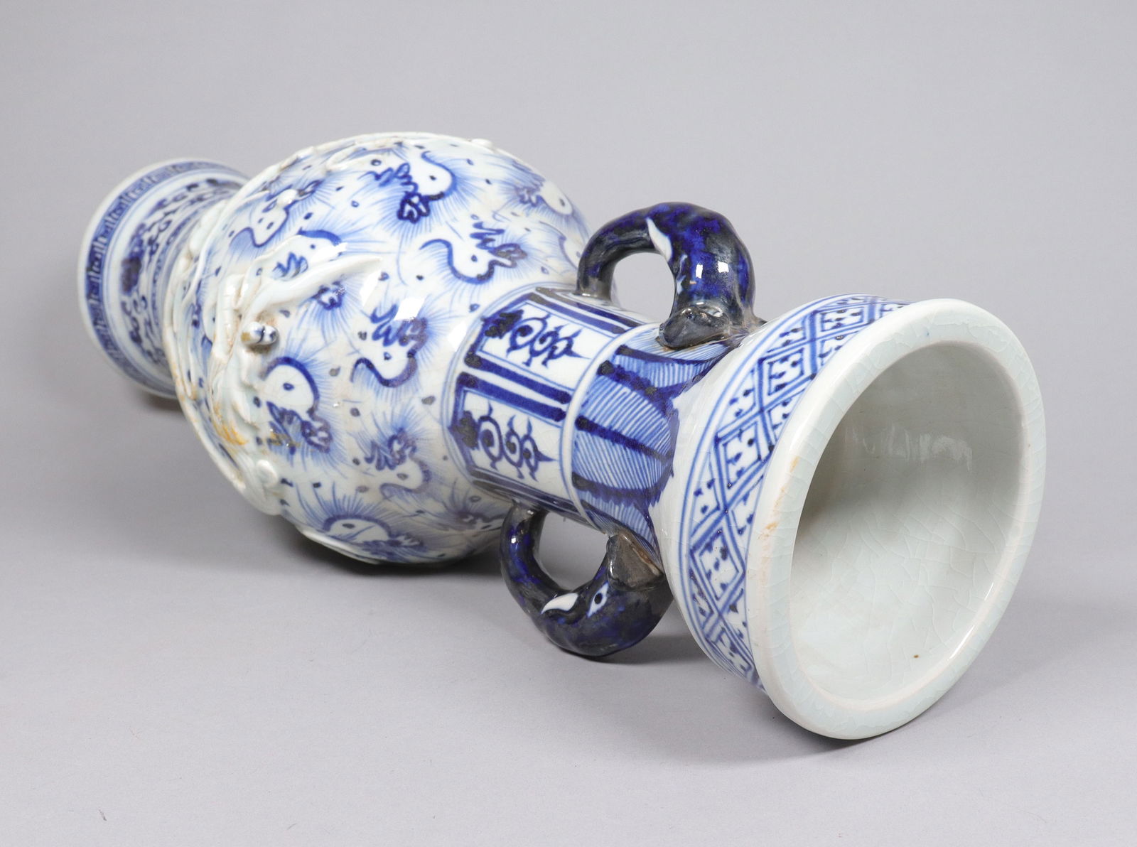 2 Chinese massive dragon vase - 3