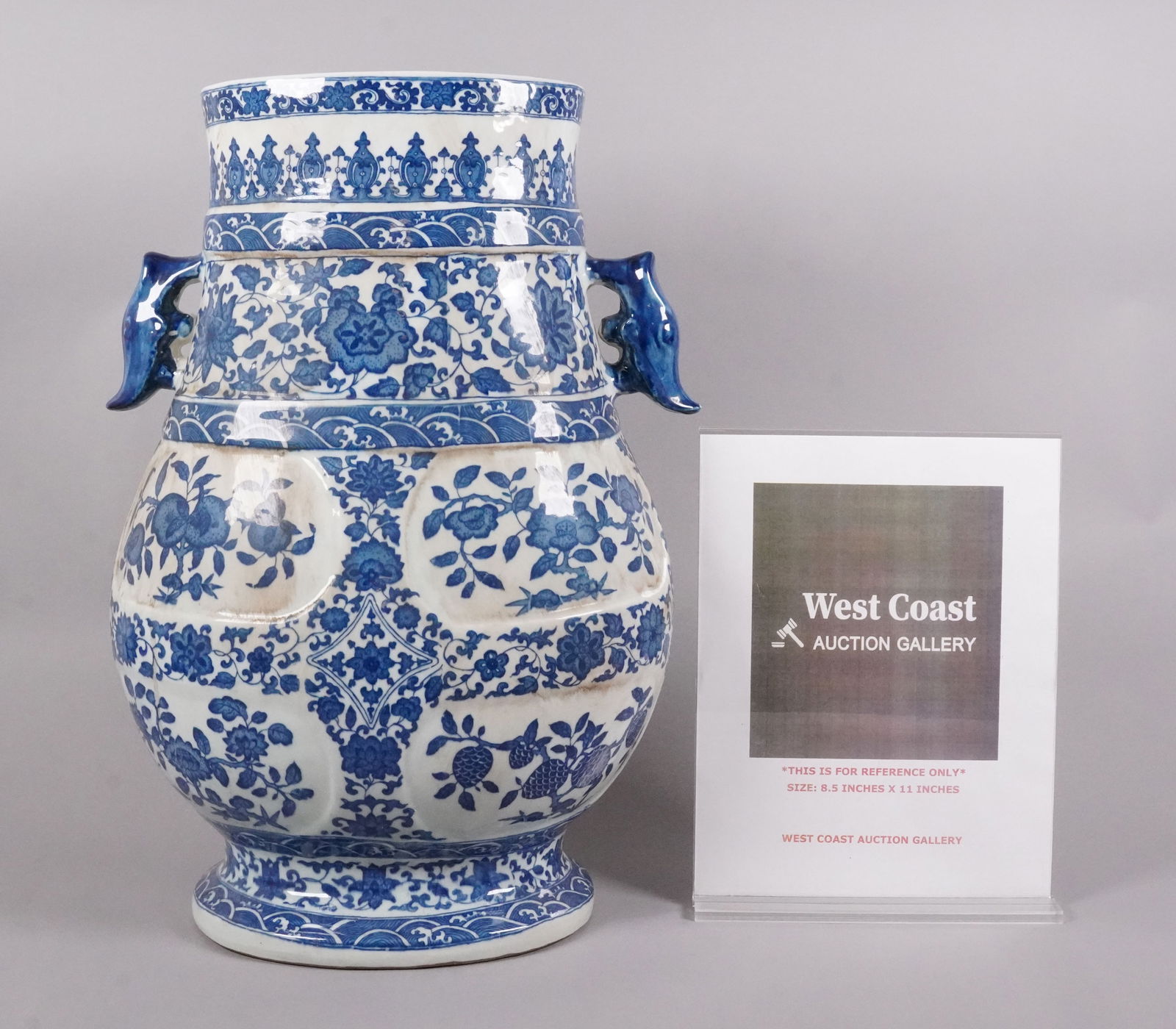 Chinese important large handled vase - 2