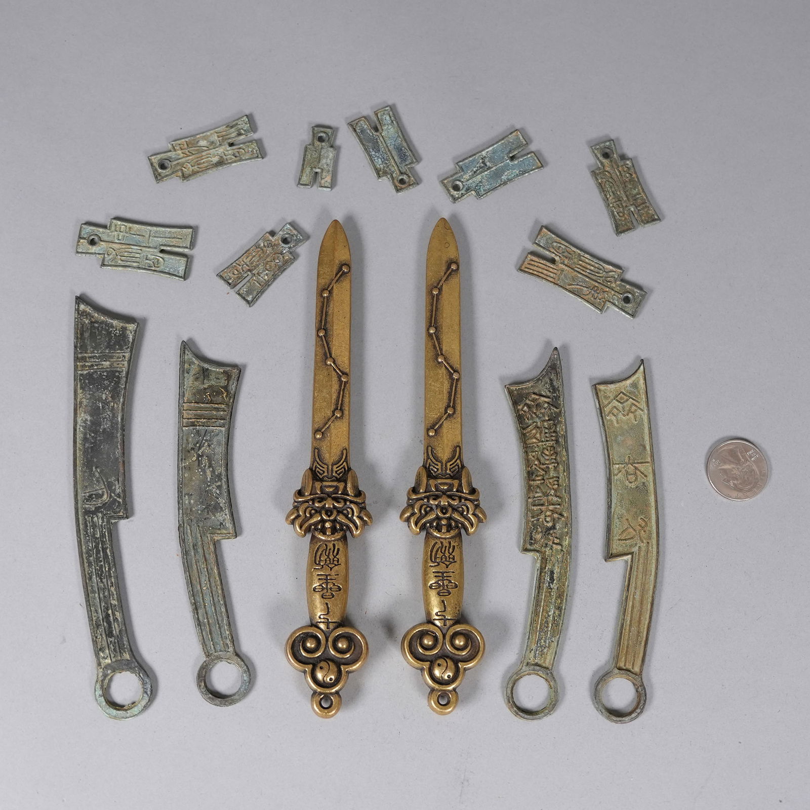 Lots Chinese fine items ungraded - 2