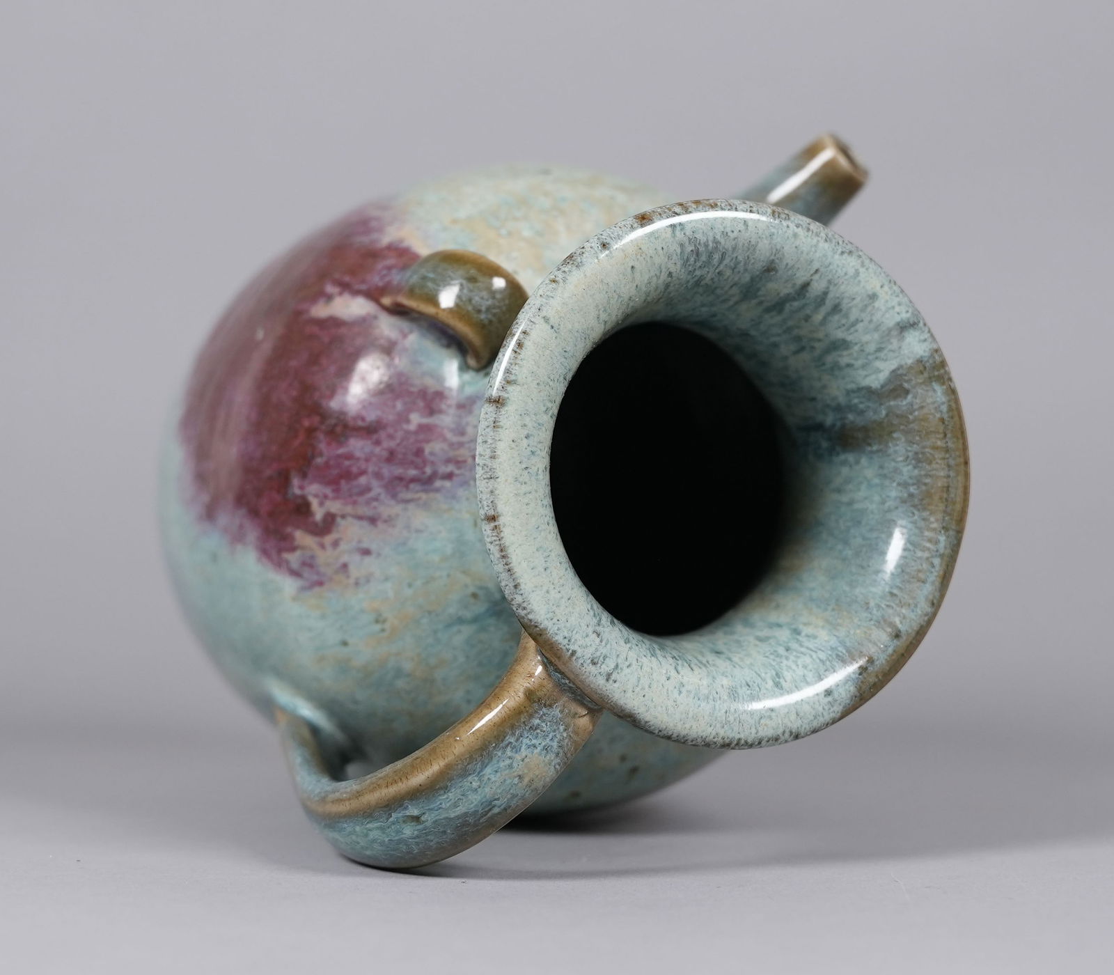 Chinese fine pot with silk box - 3