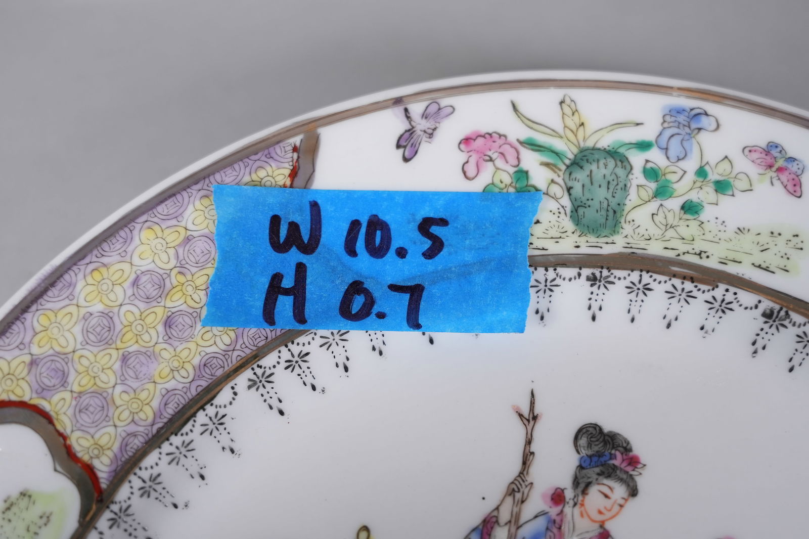 Lots Asian style plates - 6