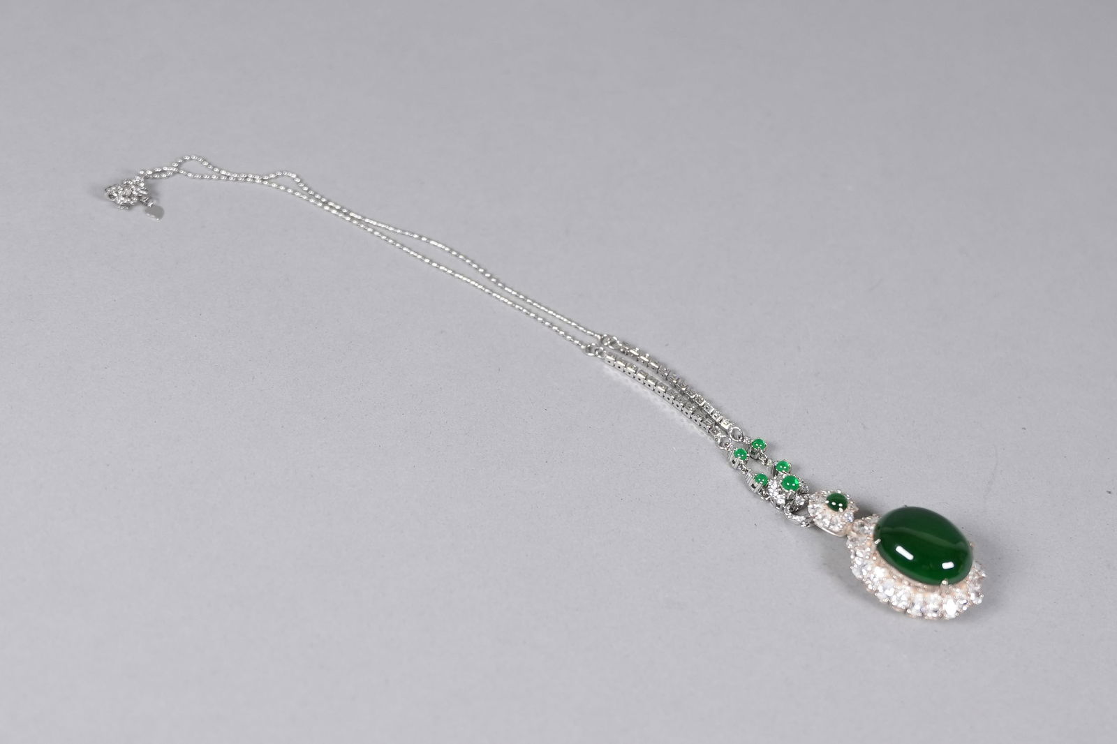 Chinese fine large jadeite necklace - 5