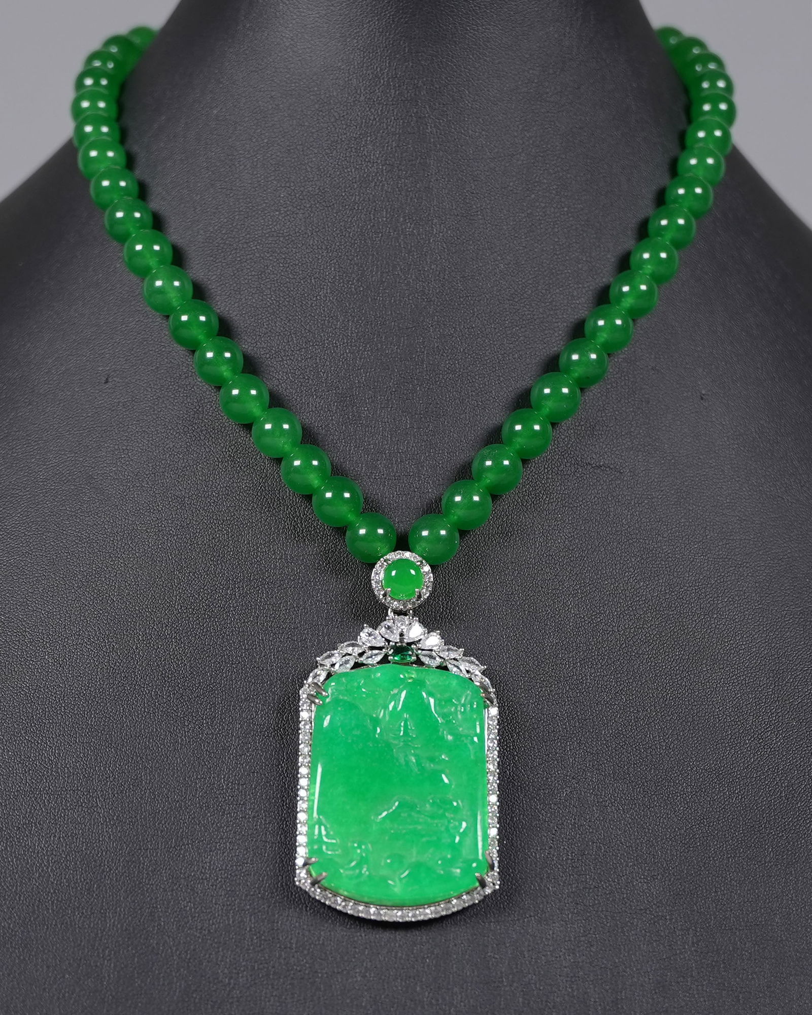 Chinese apple green necklace - 3