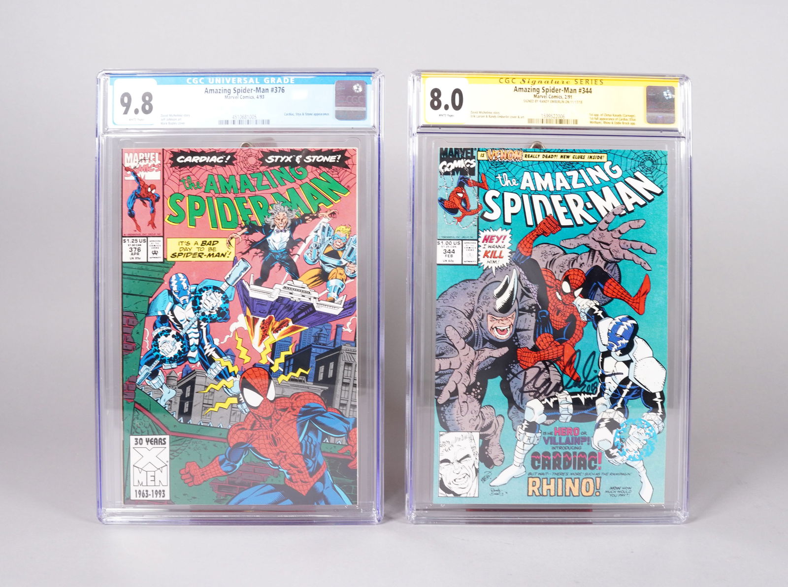 2 Spiderman comics CGC one signed: 2 Spiderman comics, CGC graded. One of the comic signed by Randy Emberlin 11/17/2018.