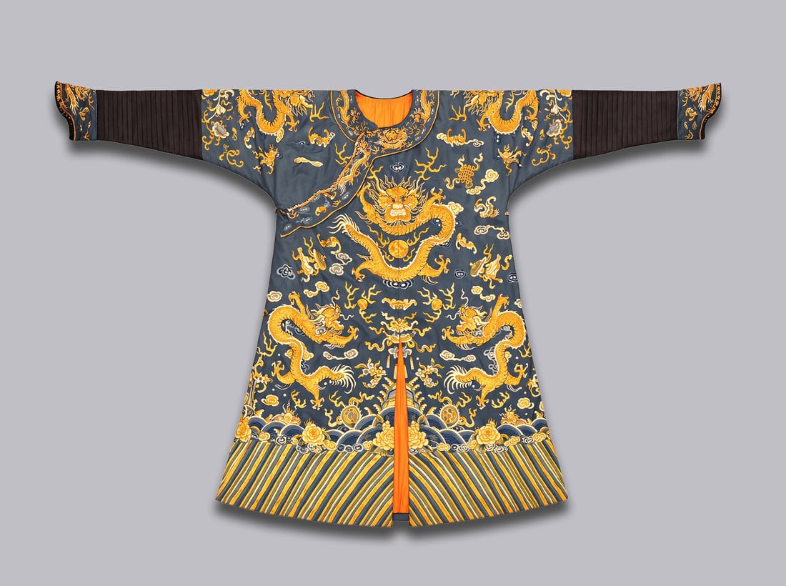 Chinese important antique dragon robe: Chinese important antique gold-stiched dragon robe, condition selling it as is, please refer to detail photos for condition. From a major estate. All sales are final, no return. H: 50.5" x W: 8.5."