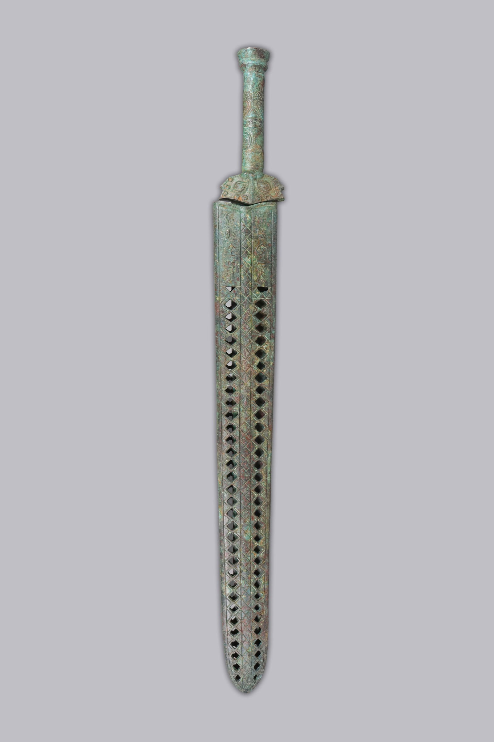 Chinese fine bronze sword (1 of 7)