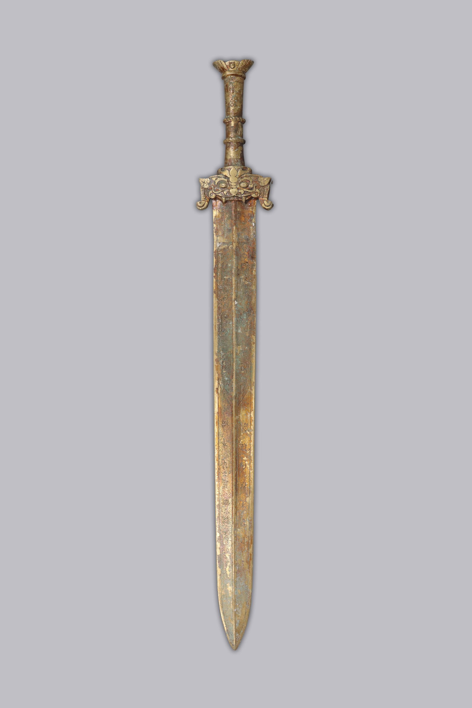 Chinese long heavy bronze sword (1 of 7)