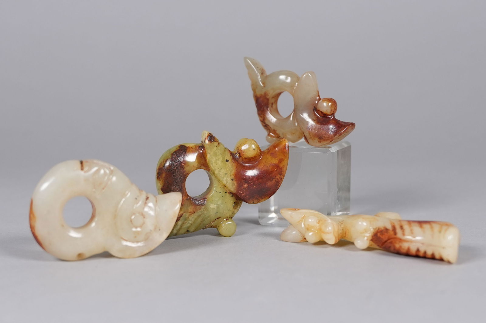 Lots Chinese fine carvings: Lots Chiense fine carvings.