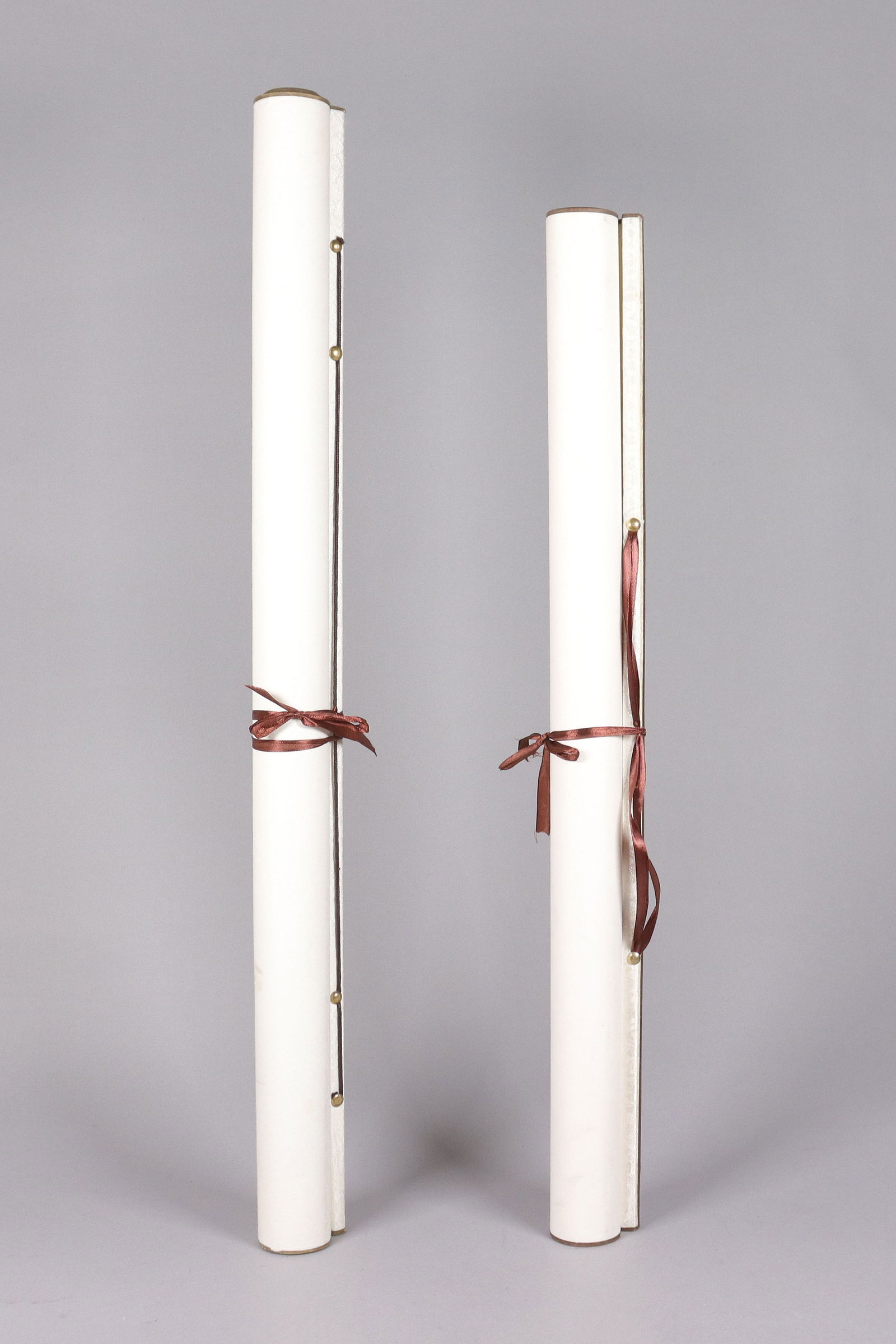 Lots Chinese long painting scrolls: Lots Chinese long painting scrolls.