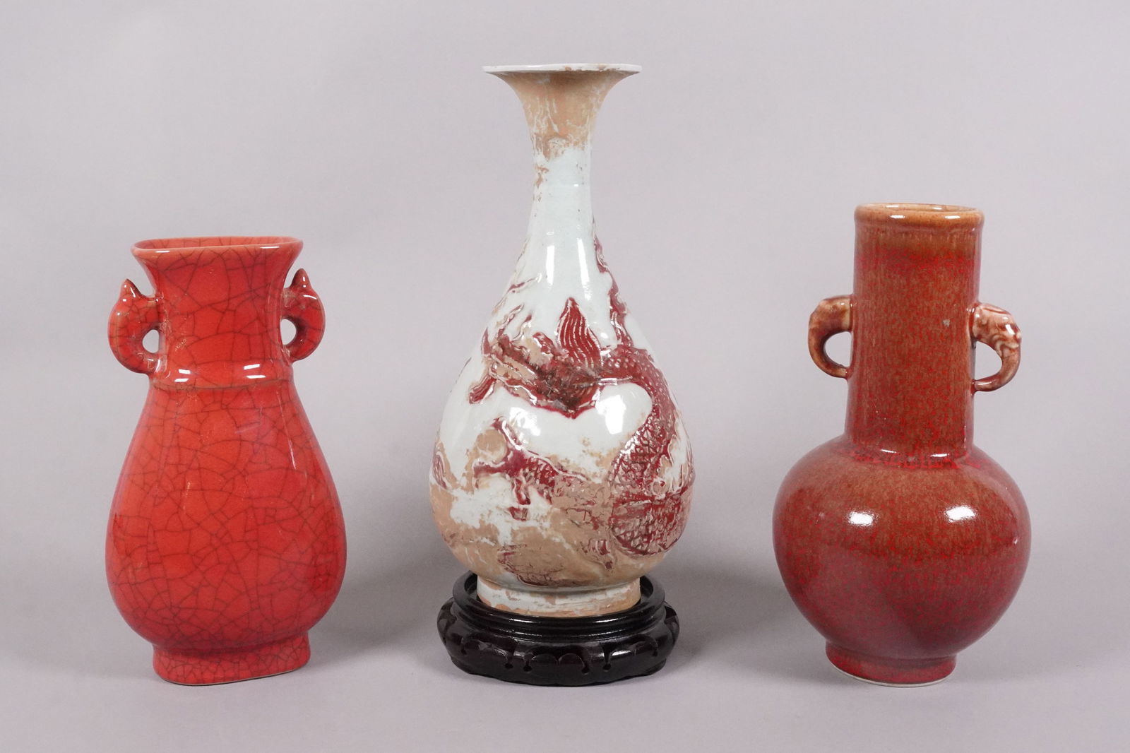 Lots Chinese fine vase: Lots Chinese fine vase, largest H: 11.3" x W: 6."