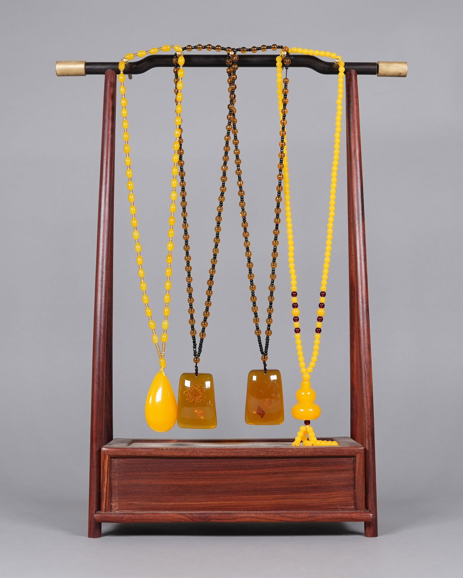 Lots Chinese necklace: Lots Chinese necklace.