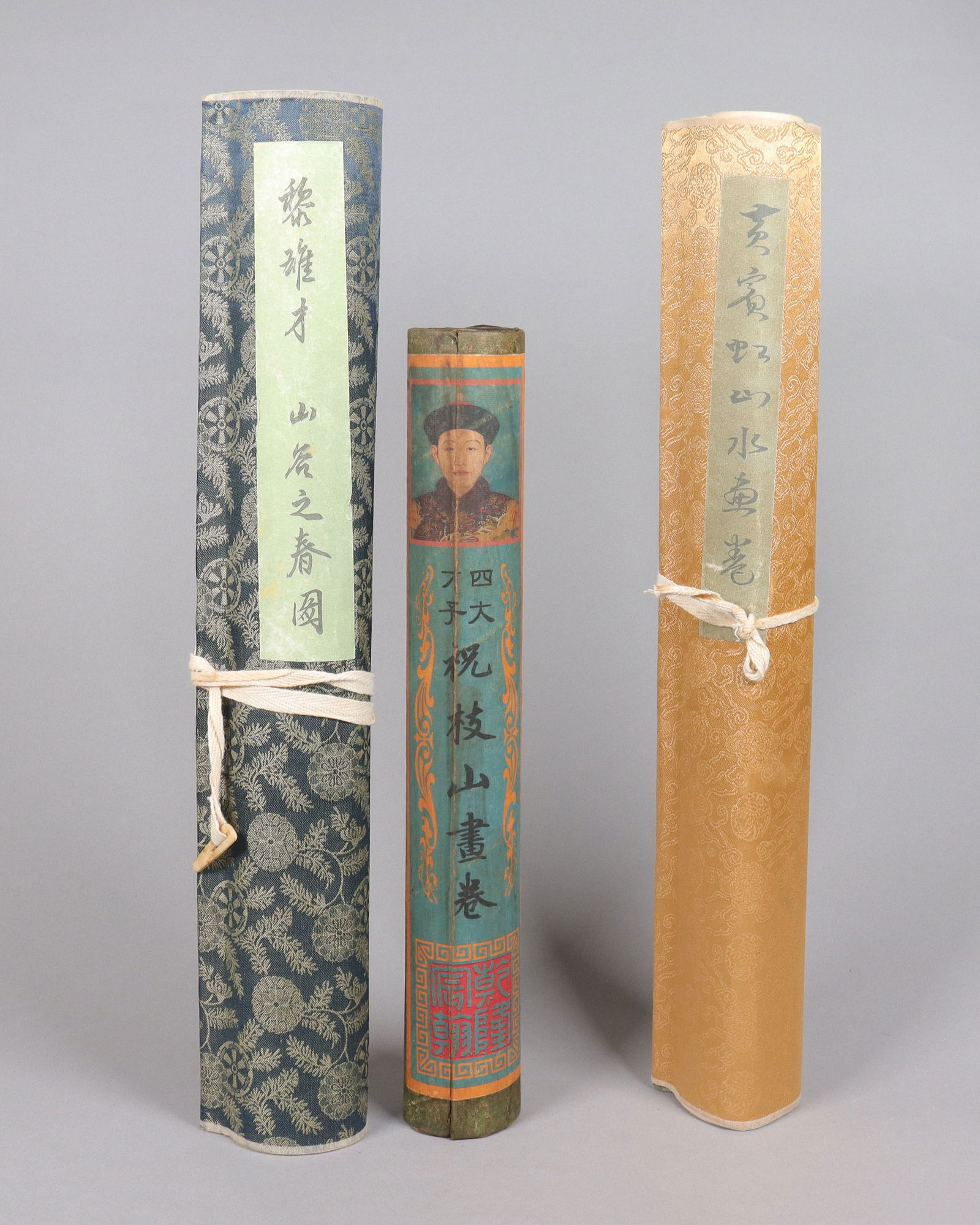 Lots Chinese fine art scroll: Lots Chinese fine art scrolls.