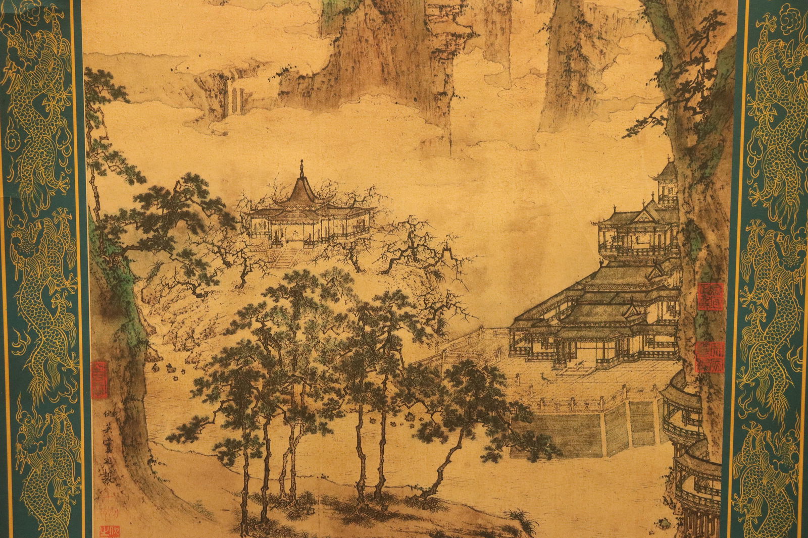 Chinese long scroll with box - 4