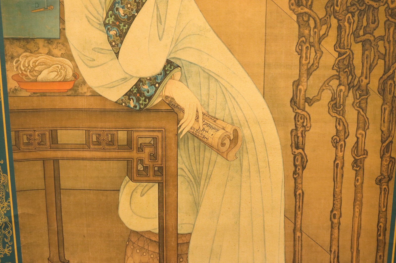 Chinese long scroll with box - 2