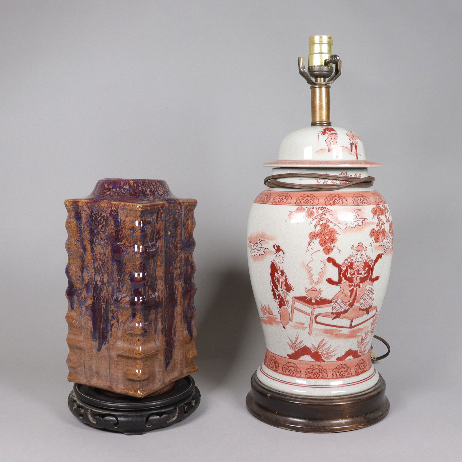 Lots Chinese porcelain vase: Lots Chinese fine porcelain vase, largest H: 11.25" x W: 5."