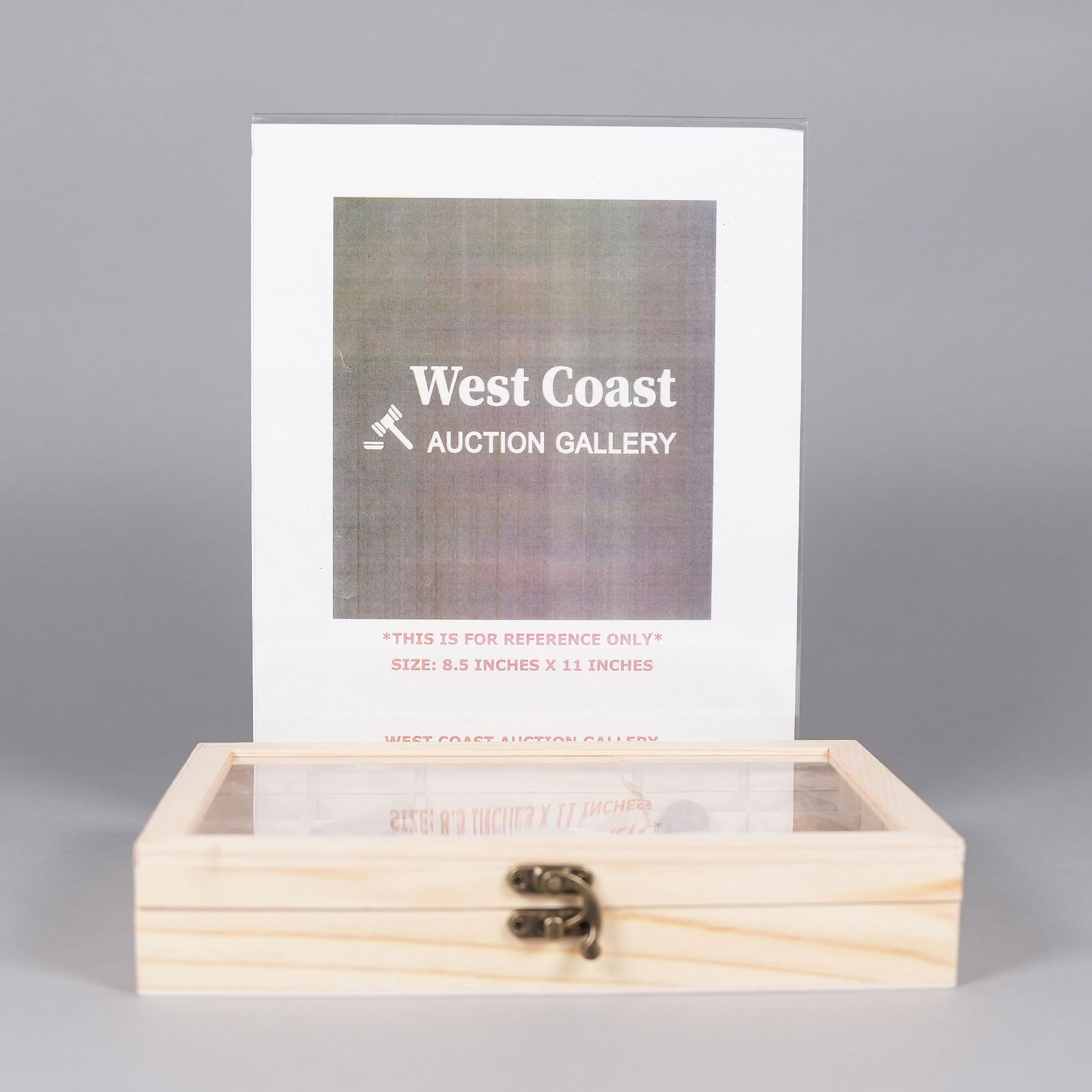 Lots fossilized items in box - 2