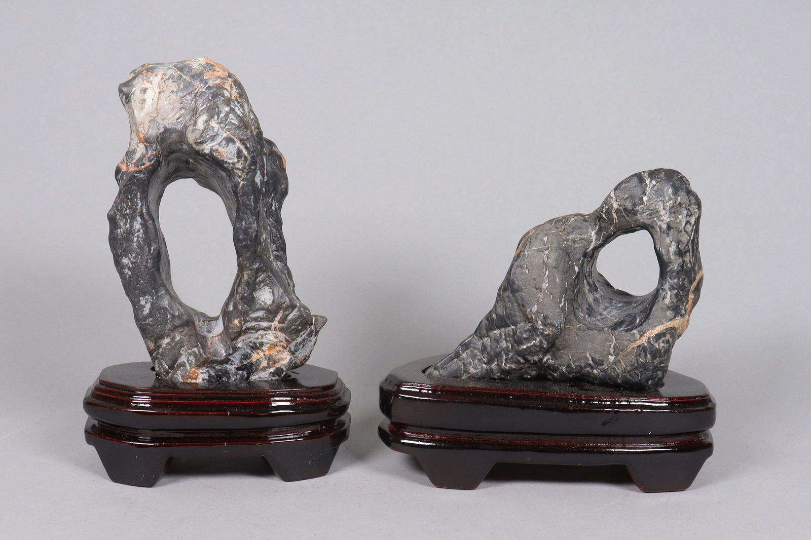 2 Chinese scholar rock with stand: 2 Chinese scholar rock with wooden stand.