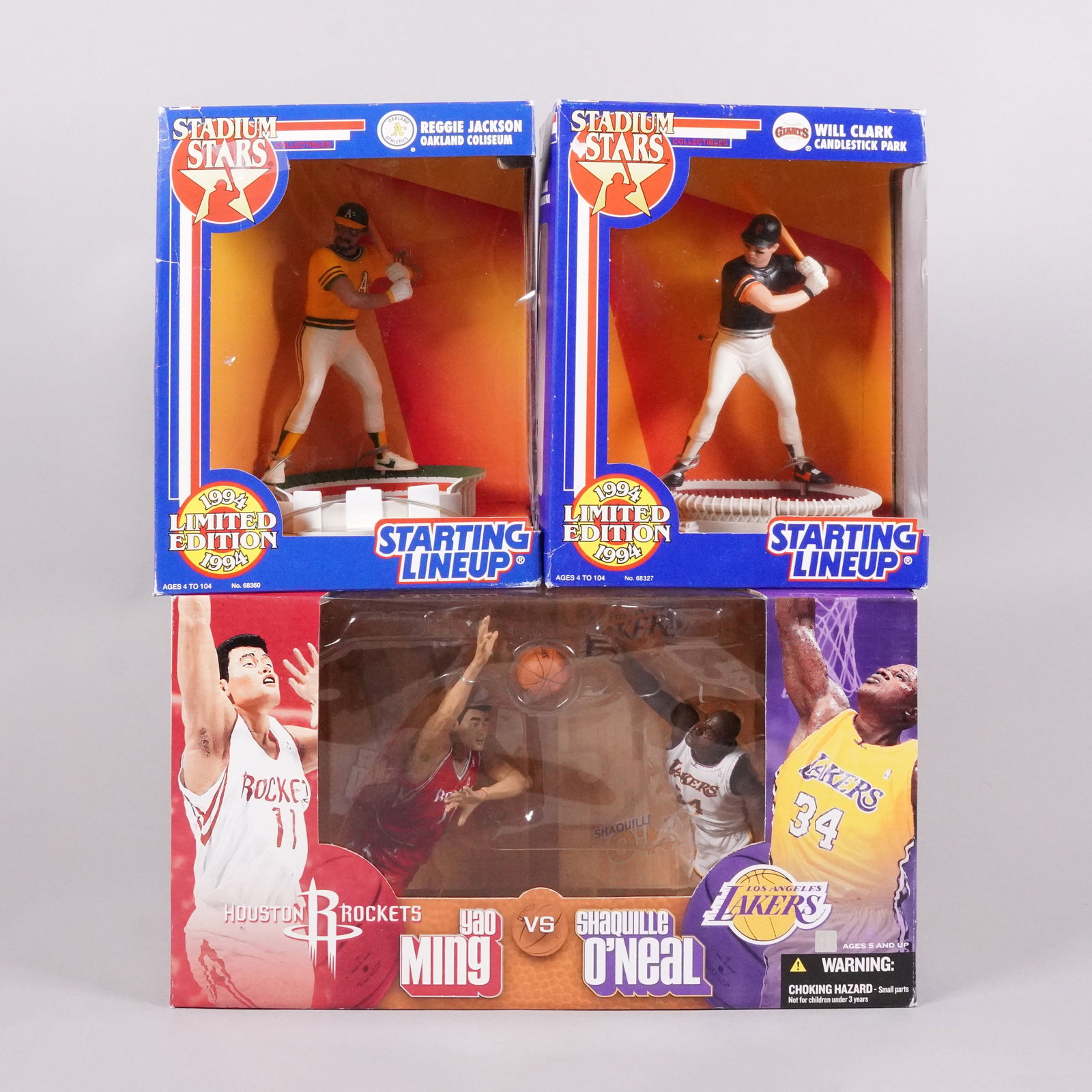 Lots vintage sports figure in original box. (1 of 7)