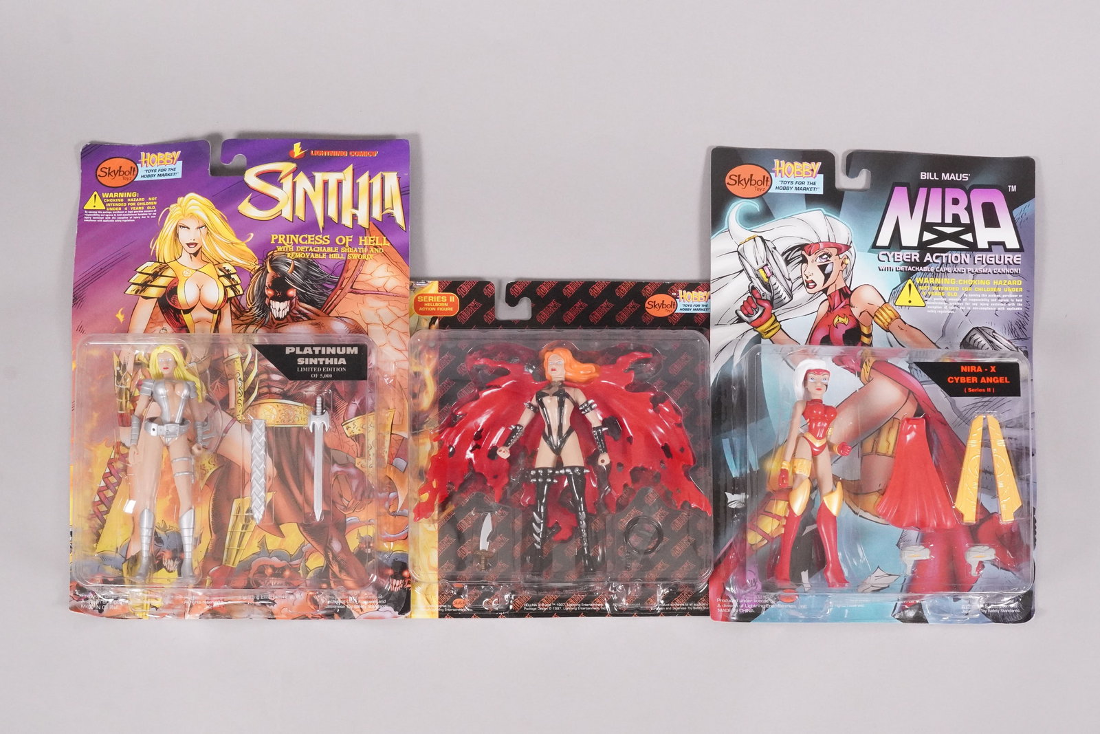 Lots action figures in box. - 3