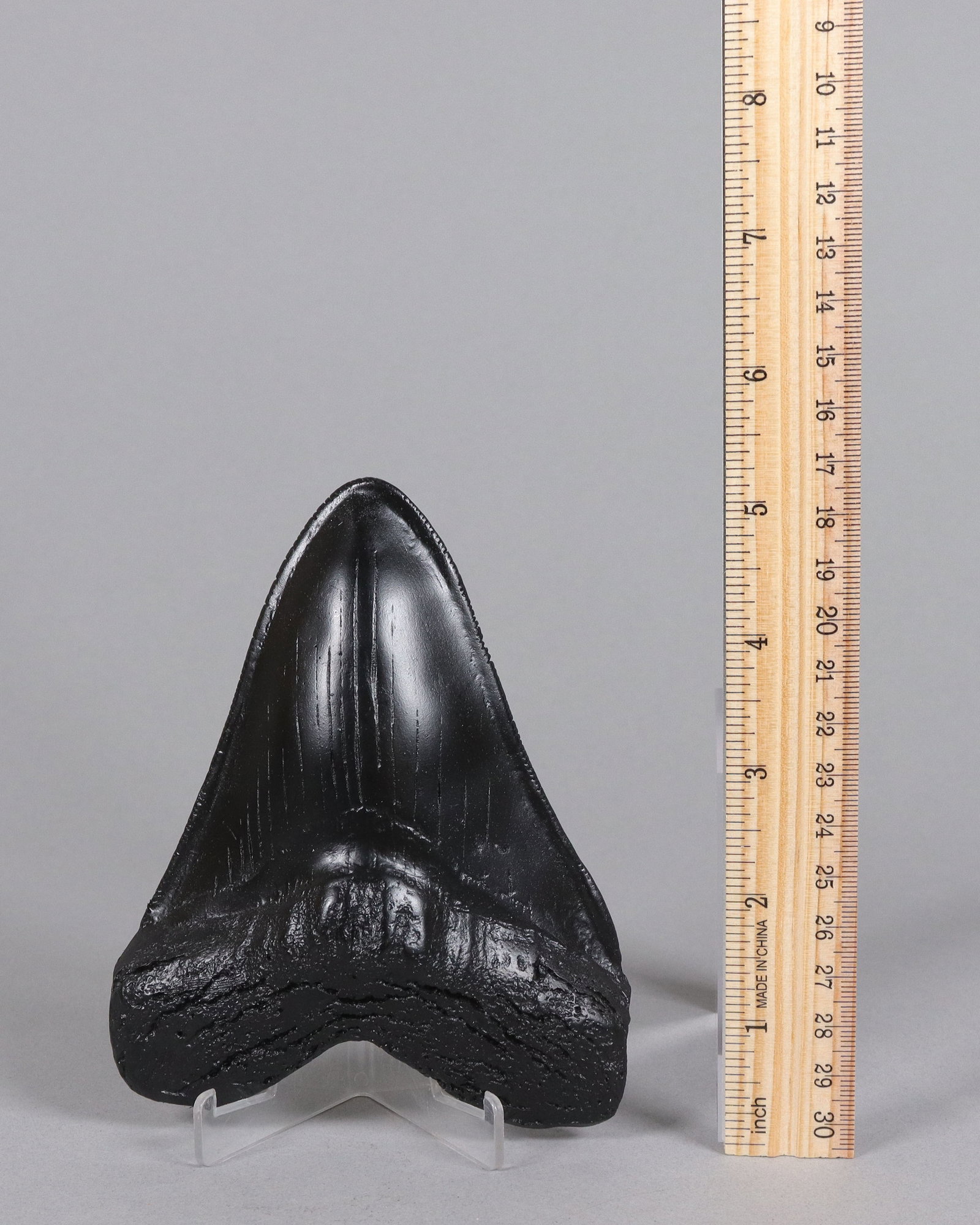 A large casted item, ungraded. We do not guarantee its material, or grading. All sales are final, no (1 of 6)