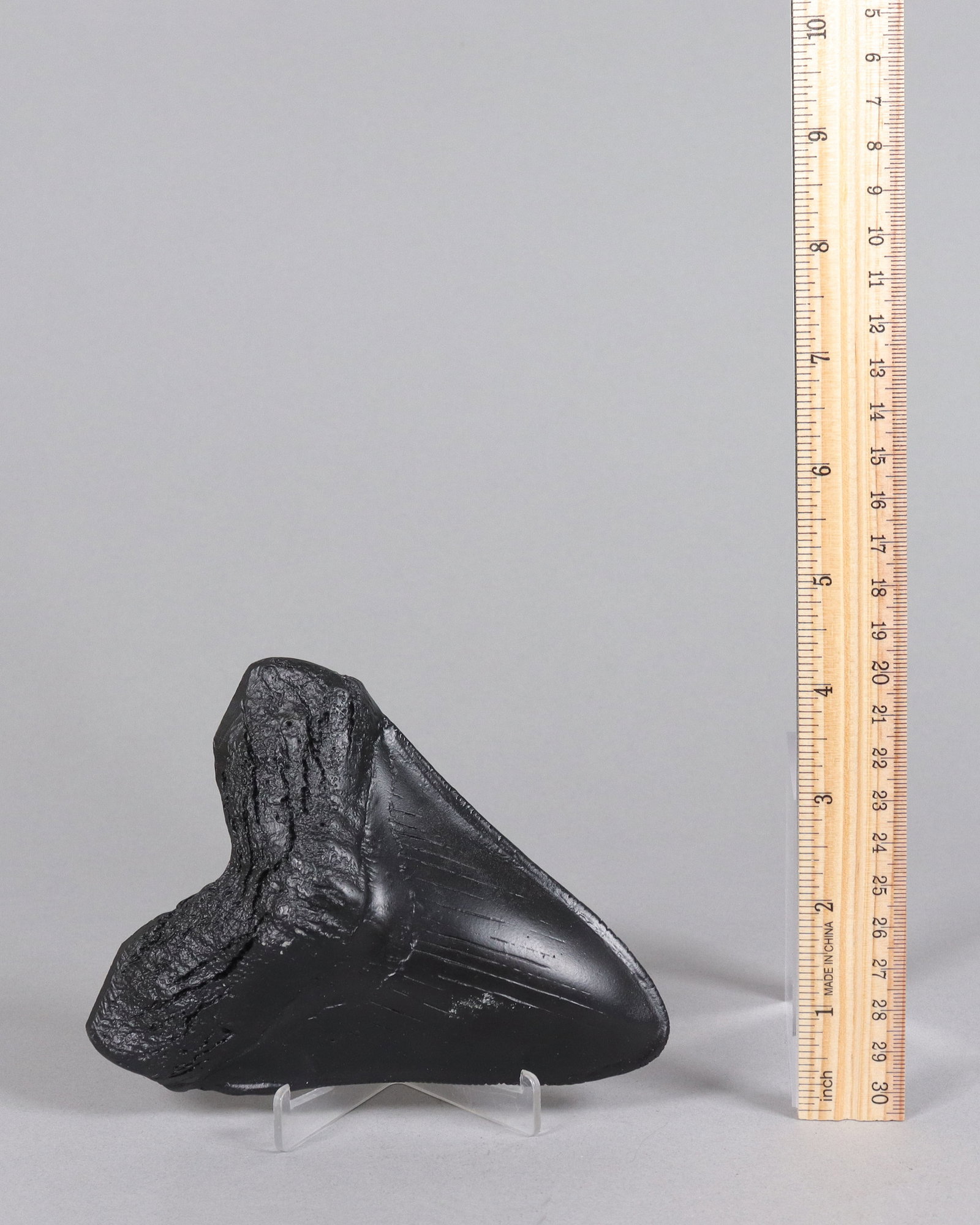 A large casted item, ungraded. We do not guarantee its material, or grading. All sales are final, no (1 of 6)